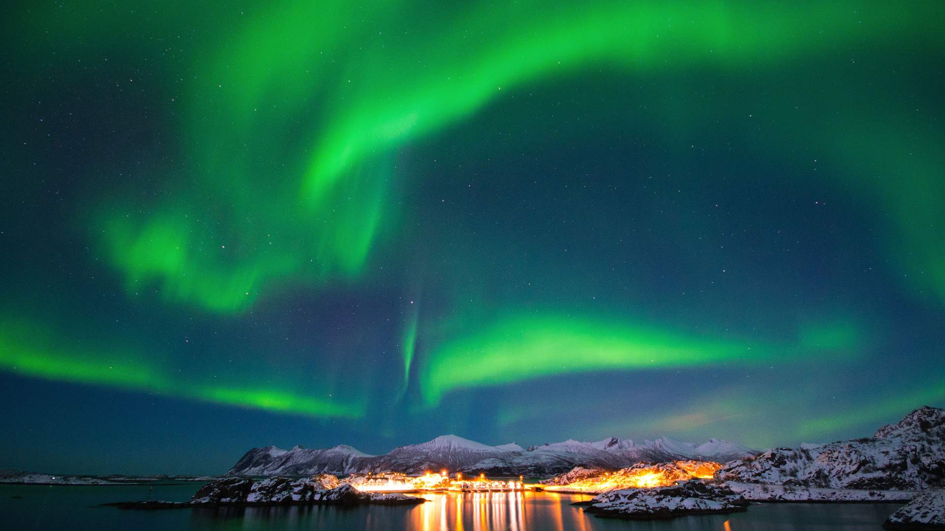 Guidet Nordlystur på truger