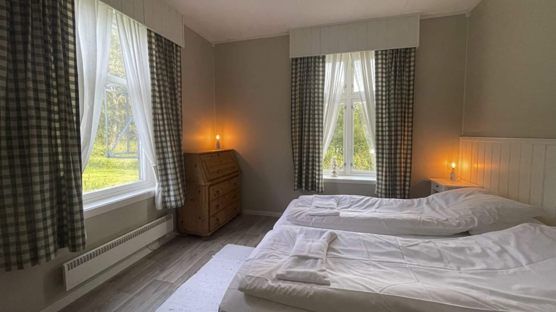 Dønnes Skolestua - Accommodation and RV parking