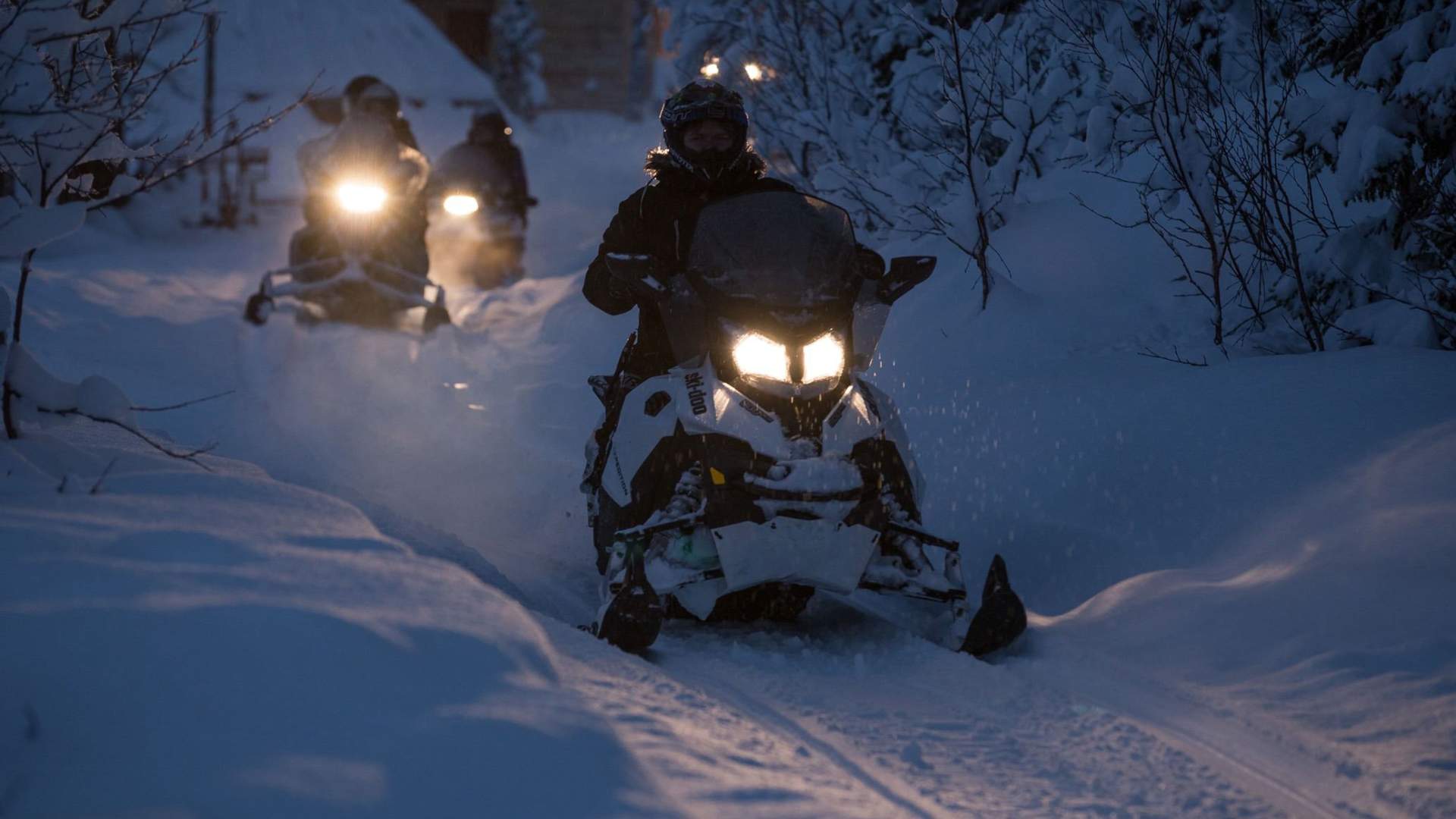 Snøscooter kveldstur - Ekskludert transport