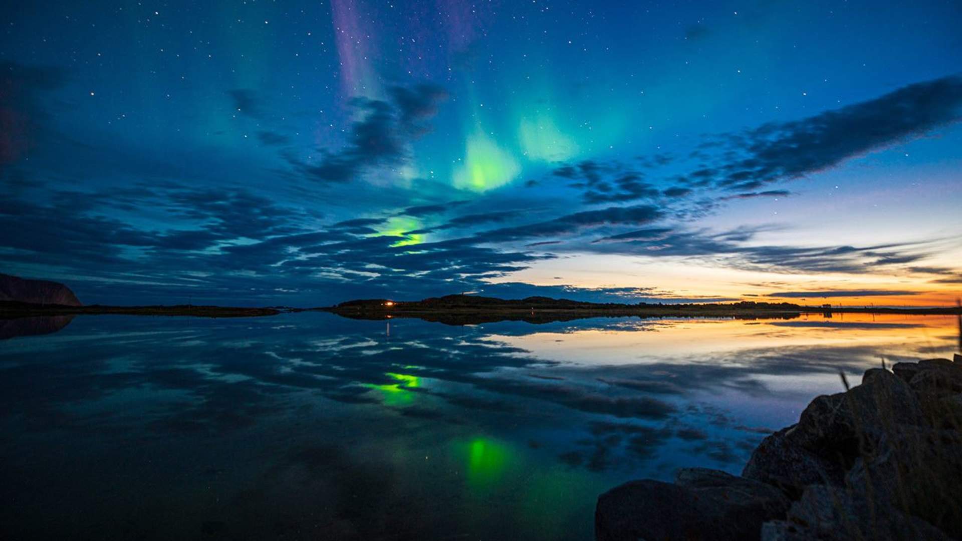 The Ultimate Aurora Hunt