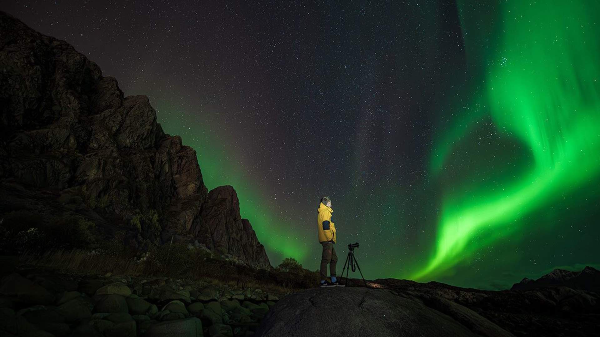 The Ultimate Aurora Hunt