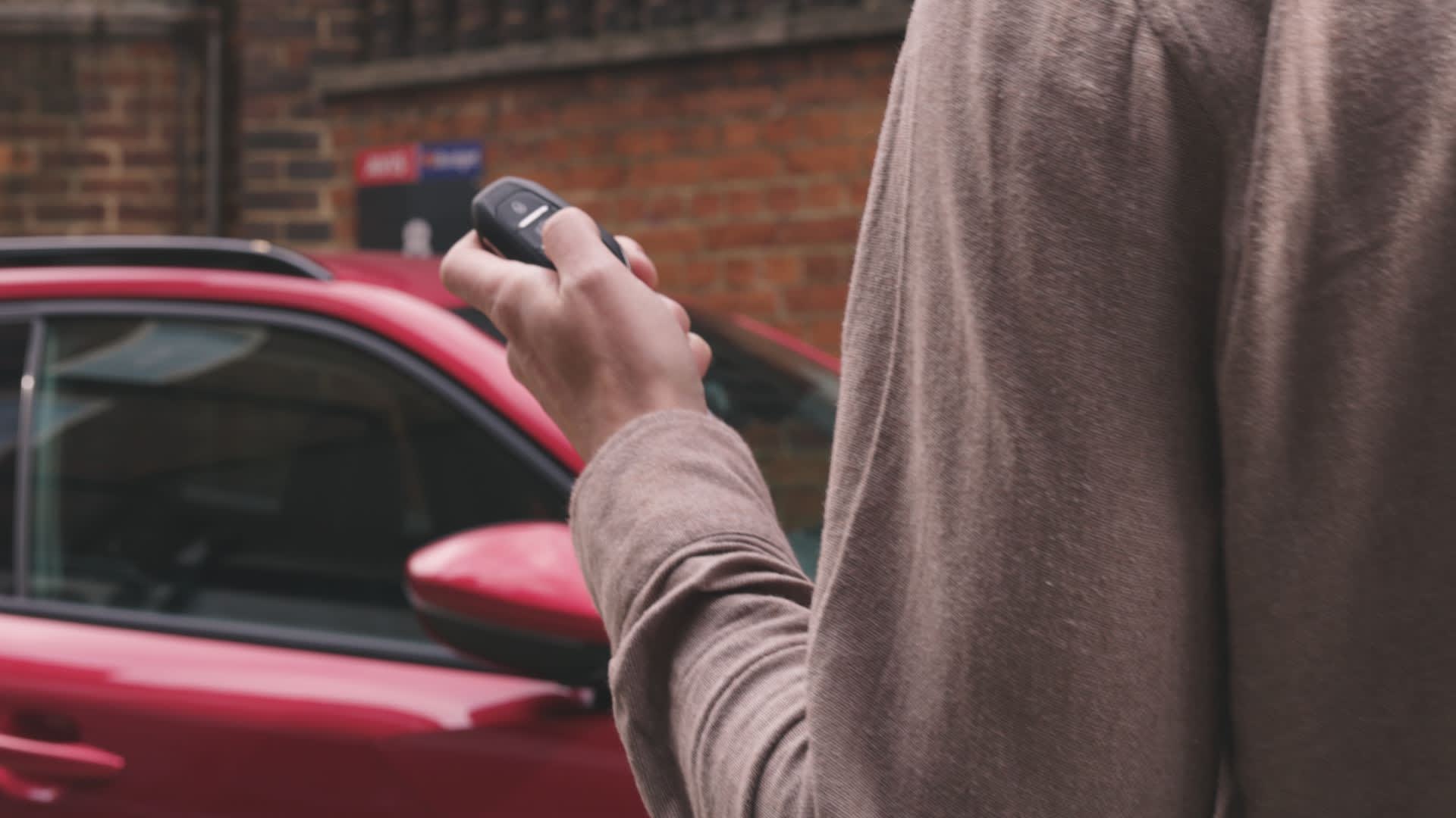 Narvik Car Rental // AVIS