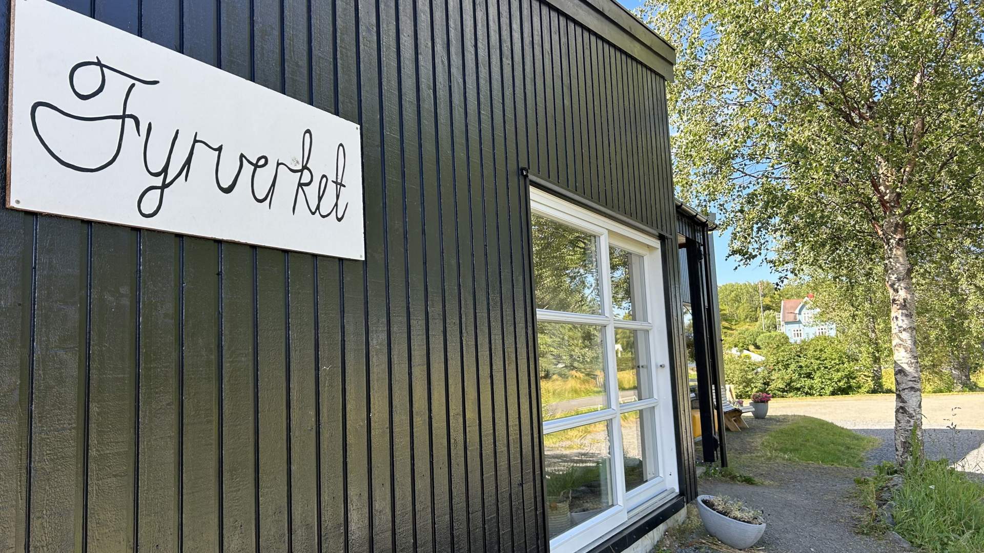 Fyrverket kafé på Tranøy
