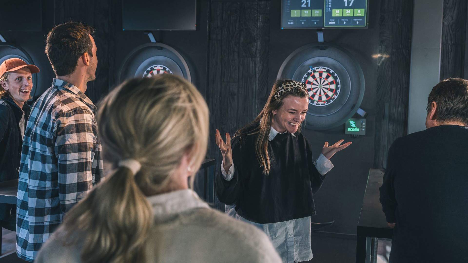 Kamben kafé og spel, Myrkdalen