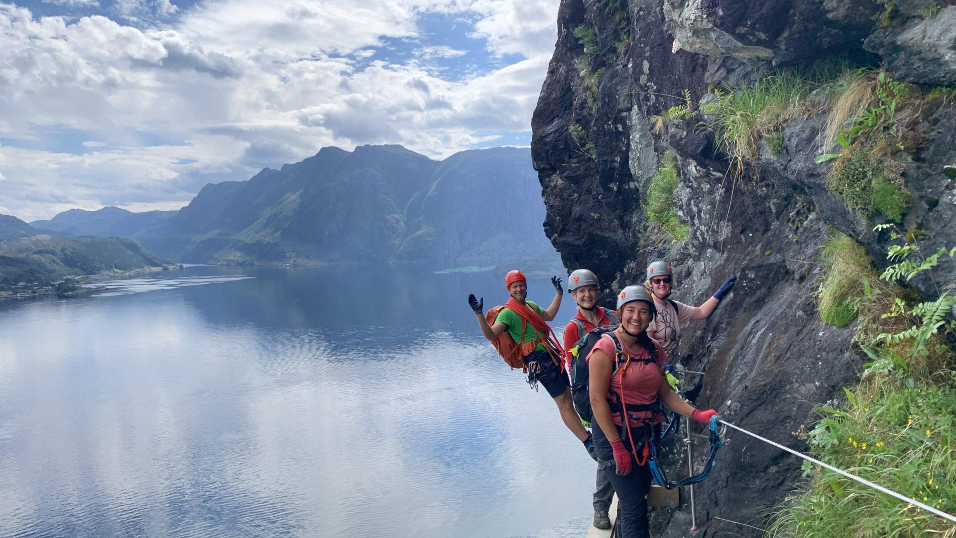 Hornelen Via Ferrata (Wall of witches light)