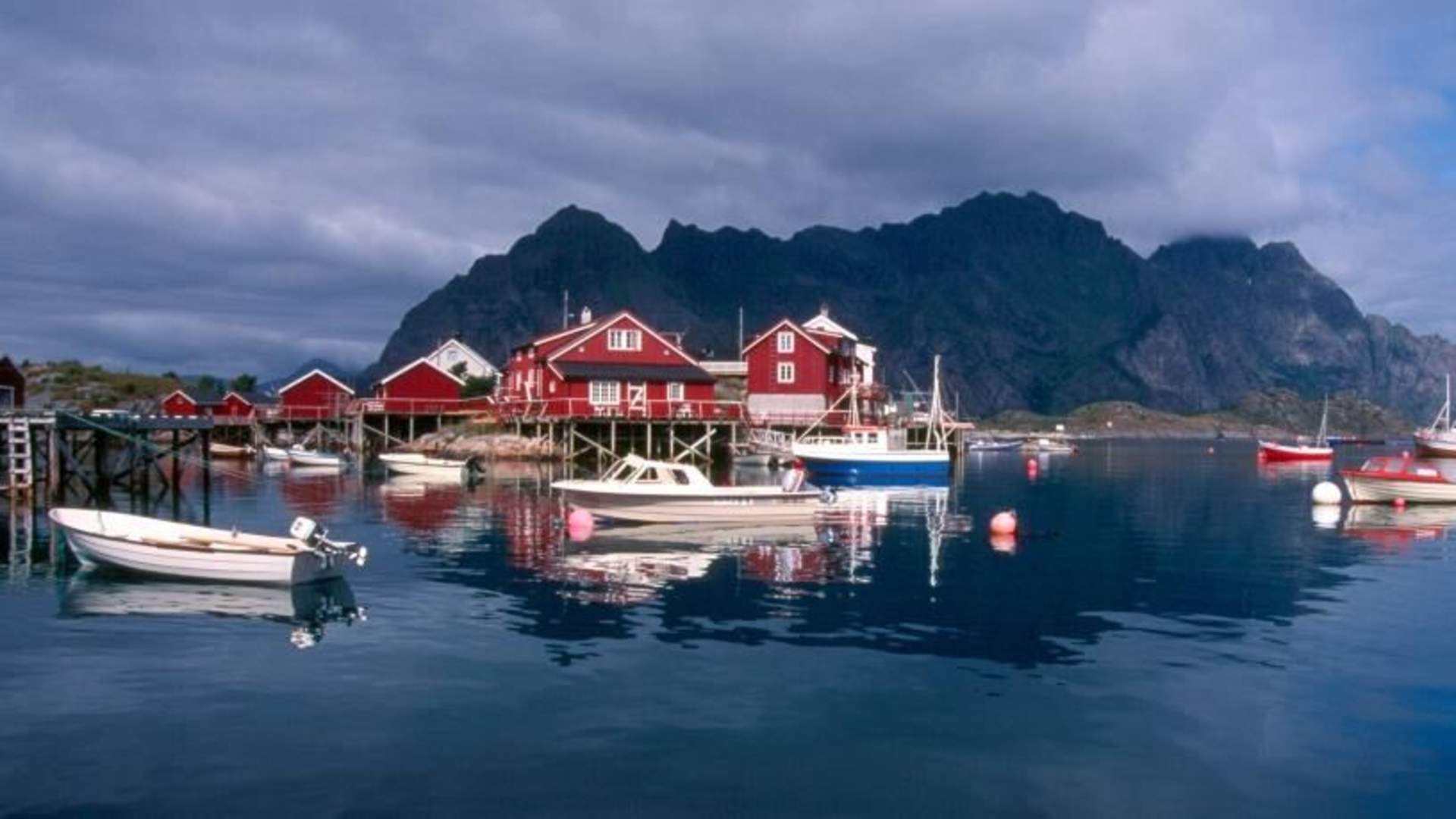 HenningsvarRorbuer_total_fin-web.jpg
