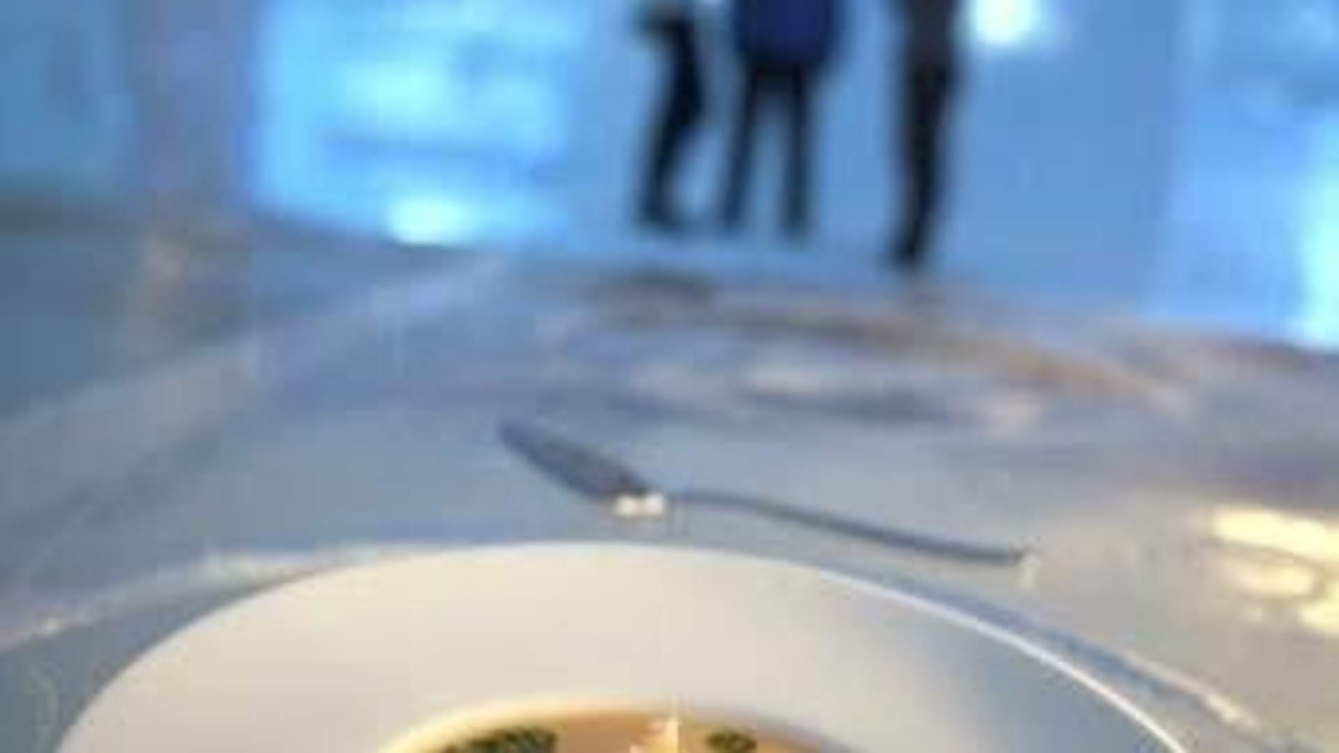 images[1]