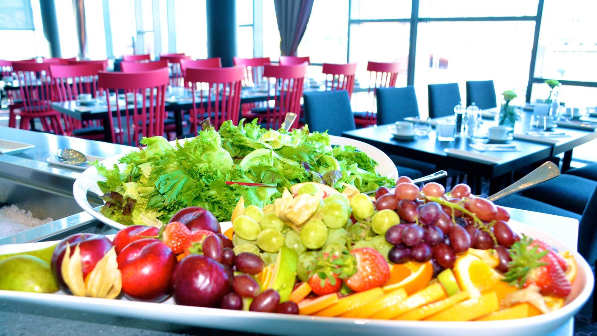 TindRestaurant_buffet2.jpg