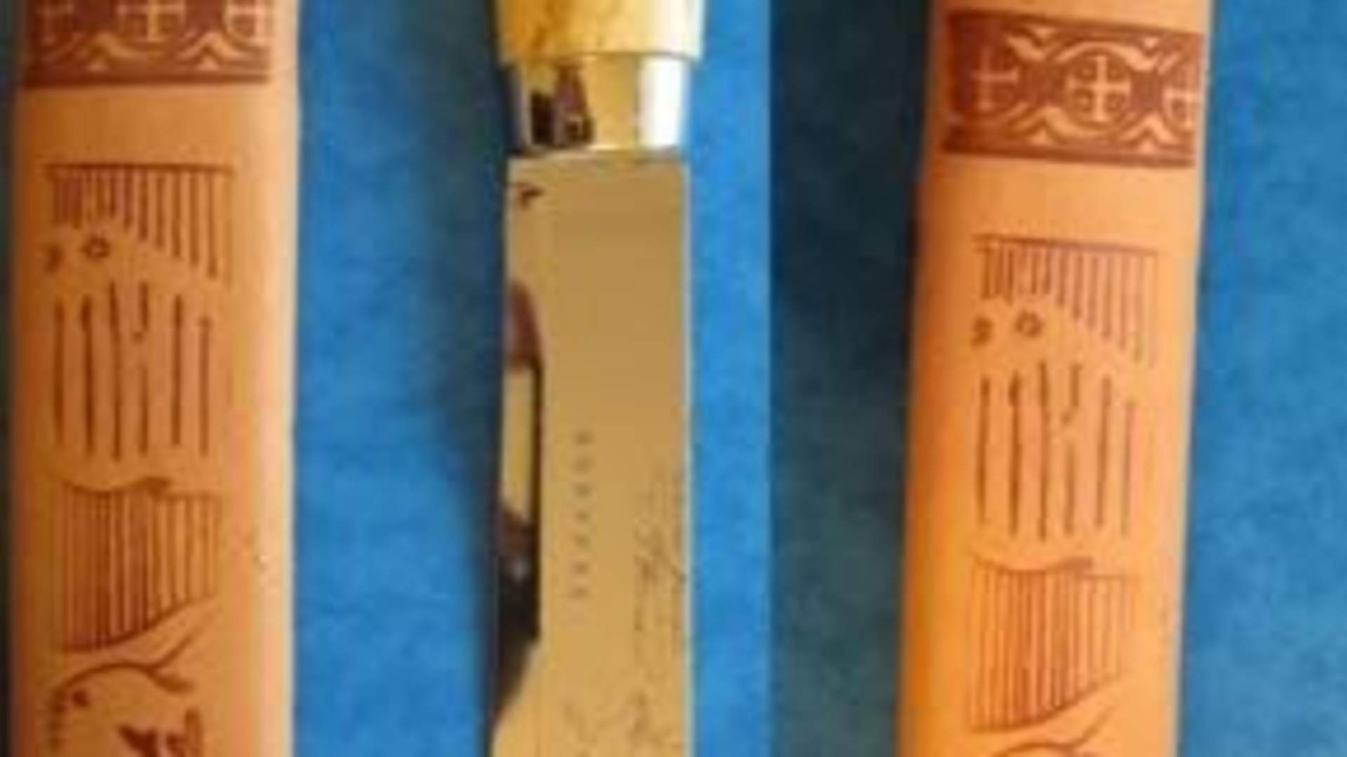 Tollkniver aktiv ballangen.jpg