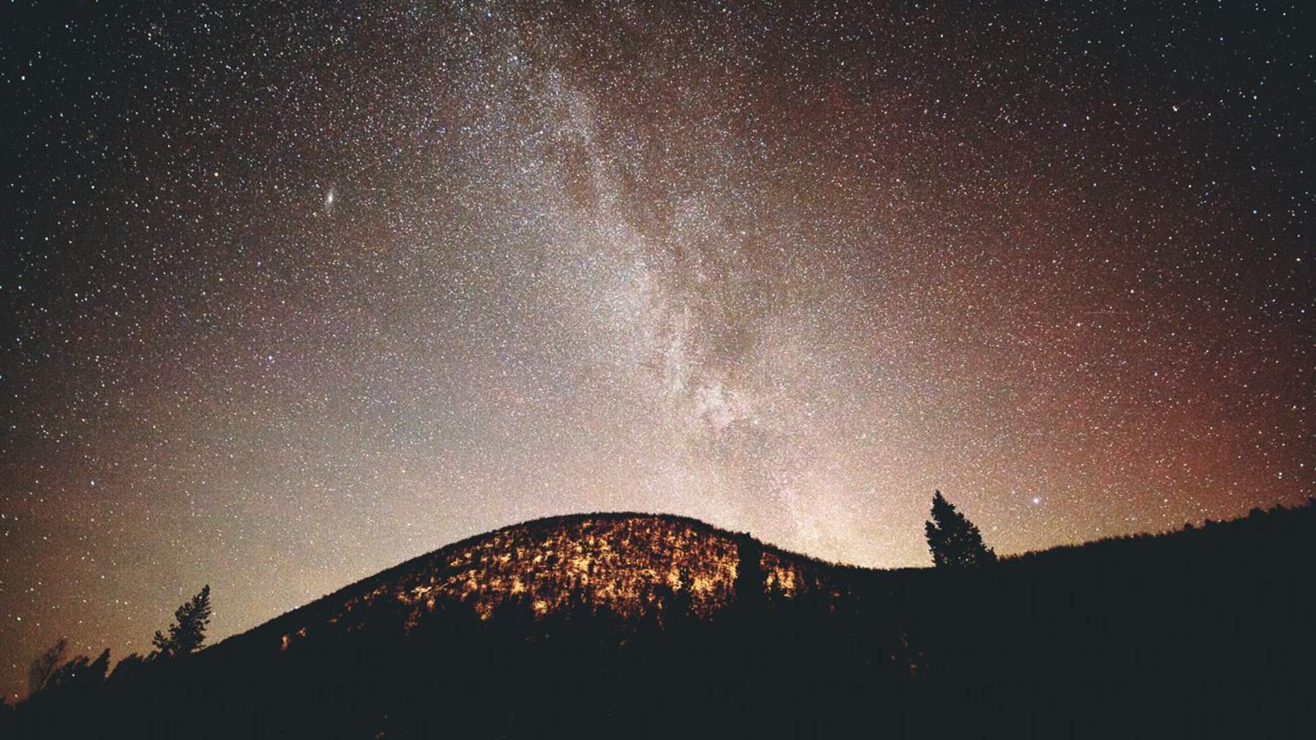 Northern light activity week