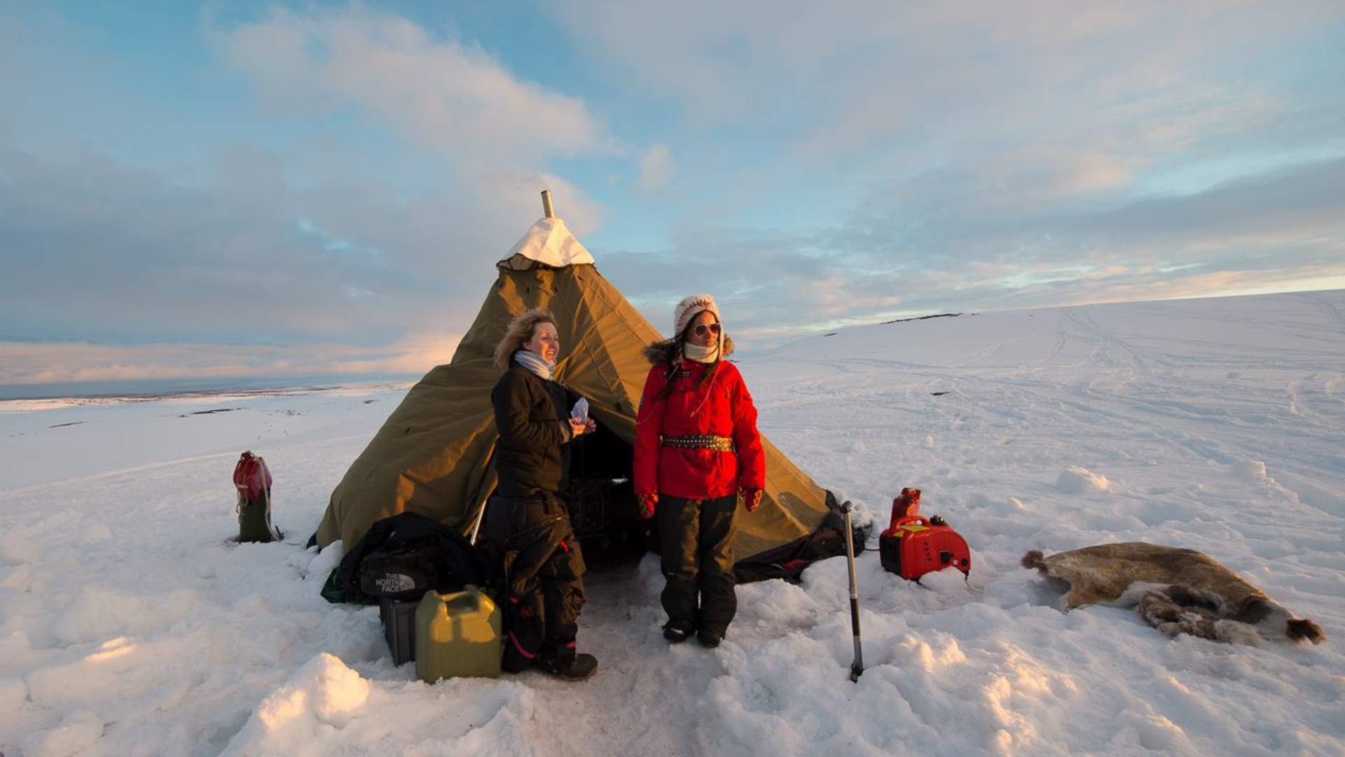 8 days - Sámi reindeer spring migration &#8211; Tour of a lifetime