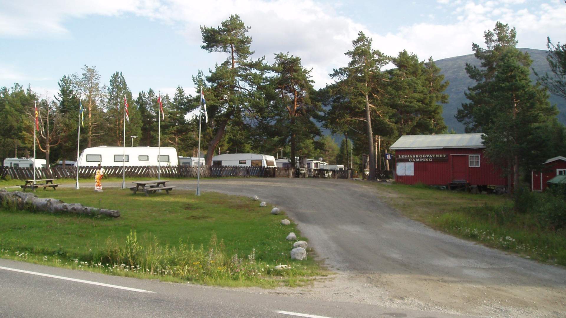 Boat and canoe rental at Lesjaskogvatnet