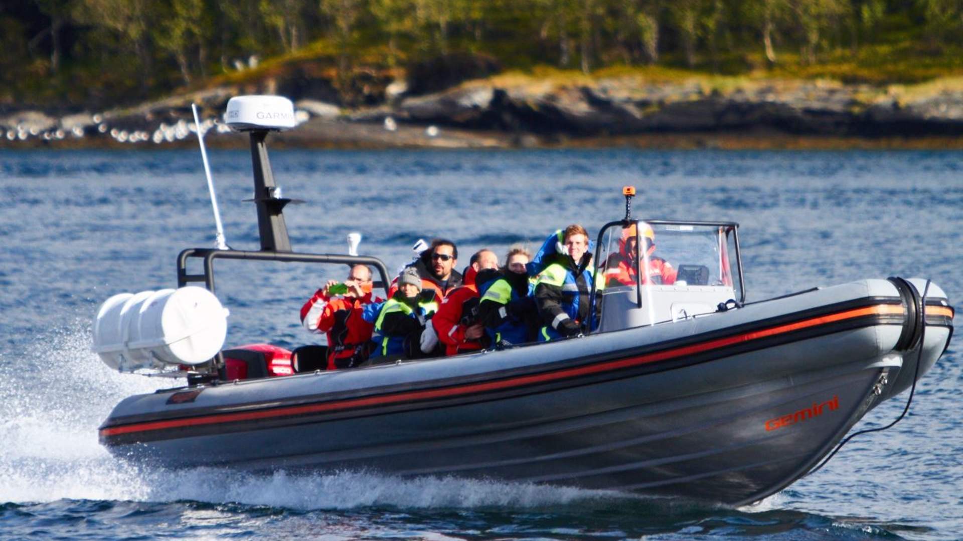 Three hour RiB-boat excursion to Beautiful Hella