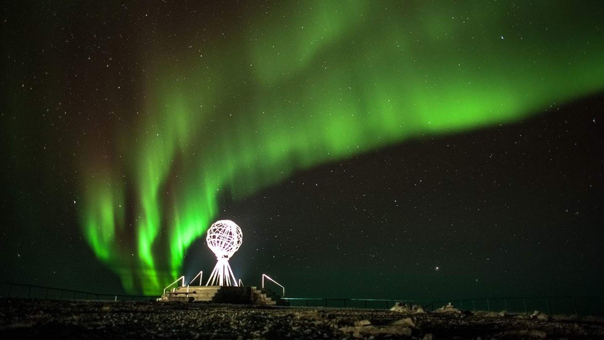 Midnight Expedition to the North Cape