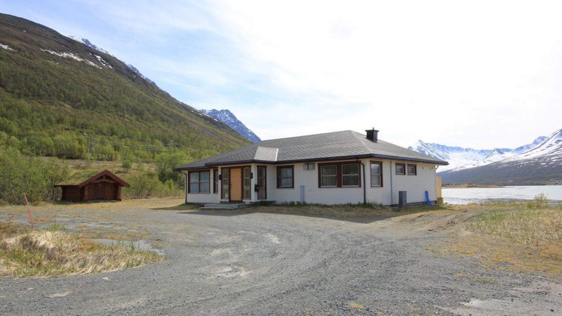 Lyngen Fjordcamp
