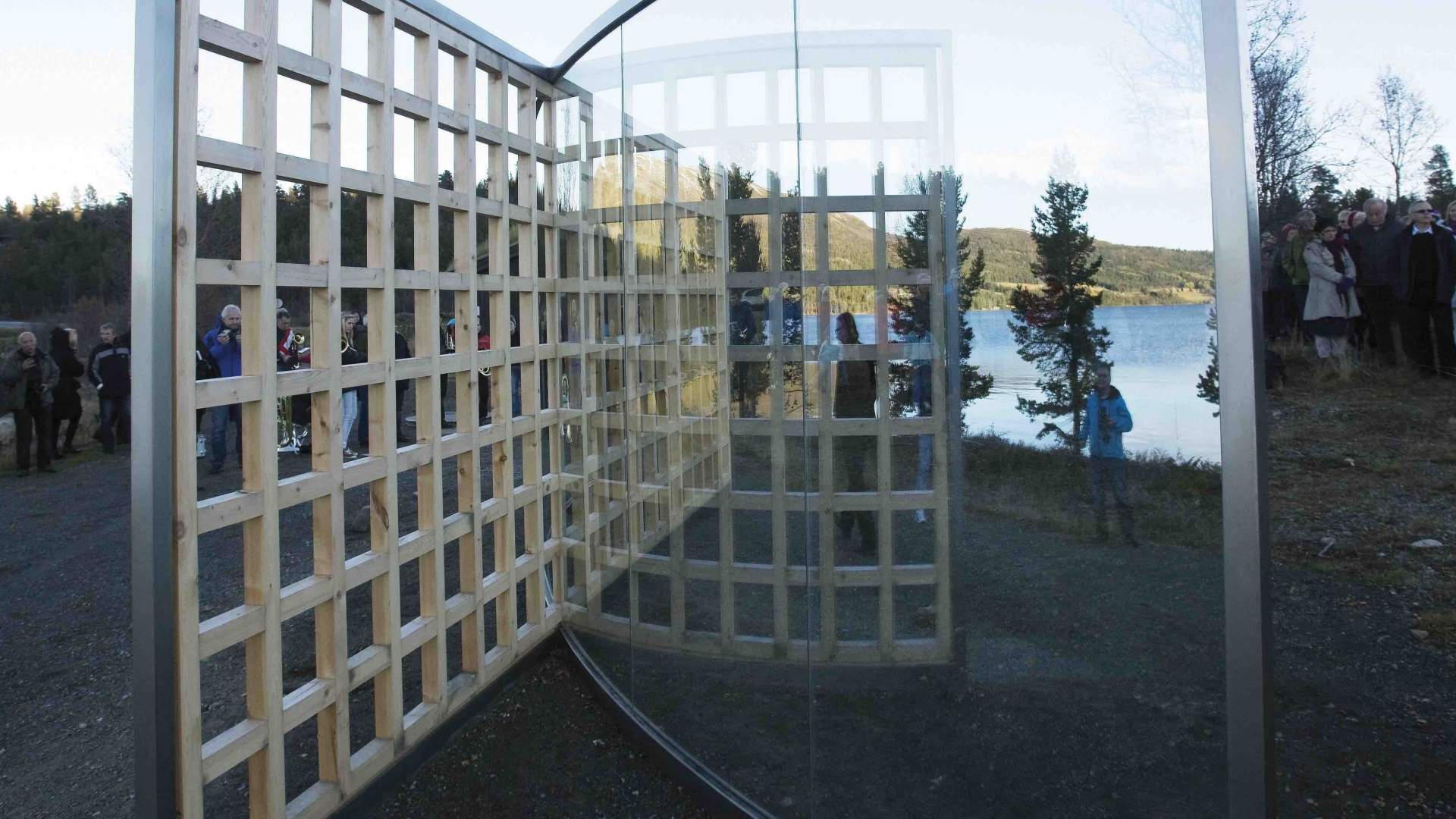 Norwegian Wood Lattice Bisected By Curved 2-way-mirror
