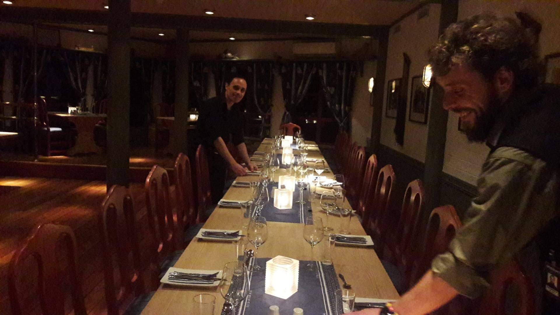 Isqueen Restaurant og Bar