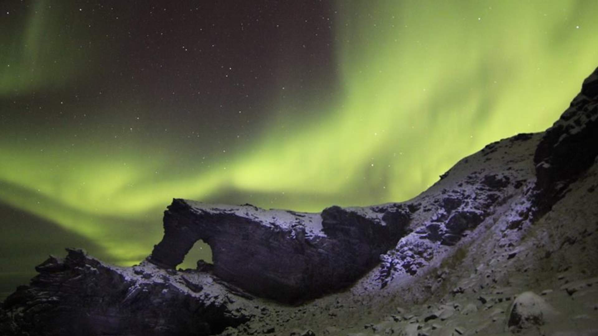 Northern lights chase in the North Cape area
