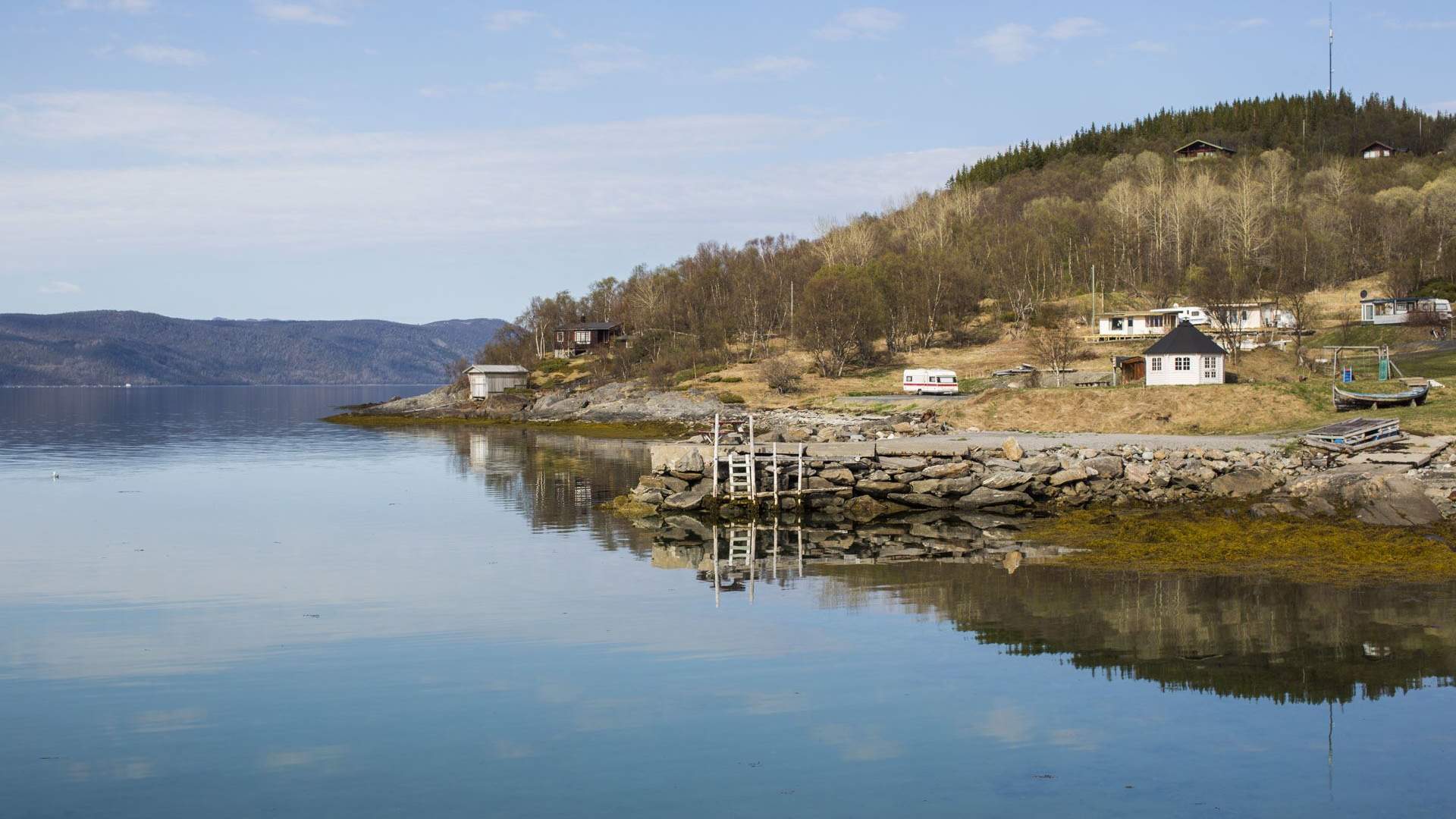 Camp Solbergfjord Sea Lodge
