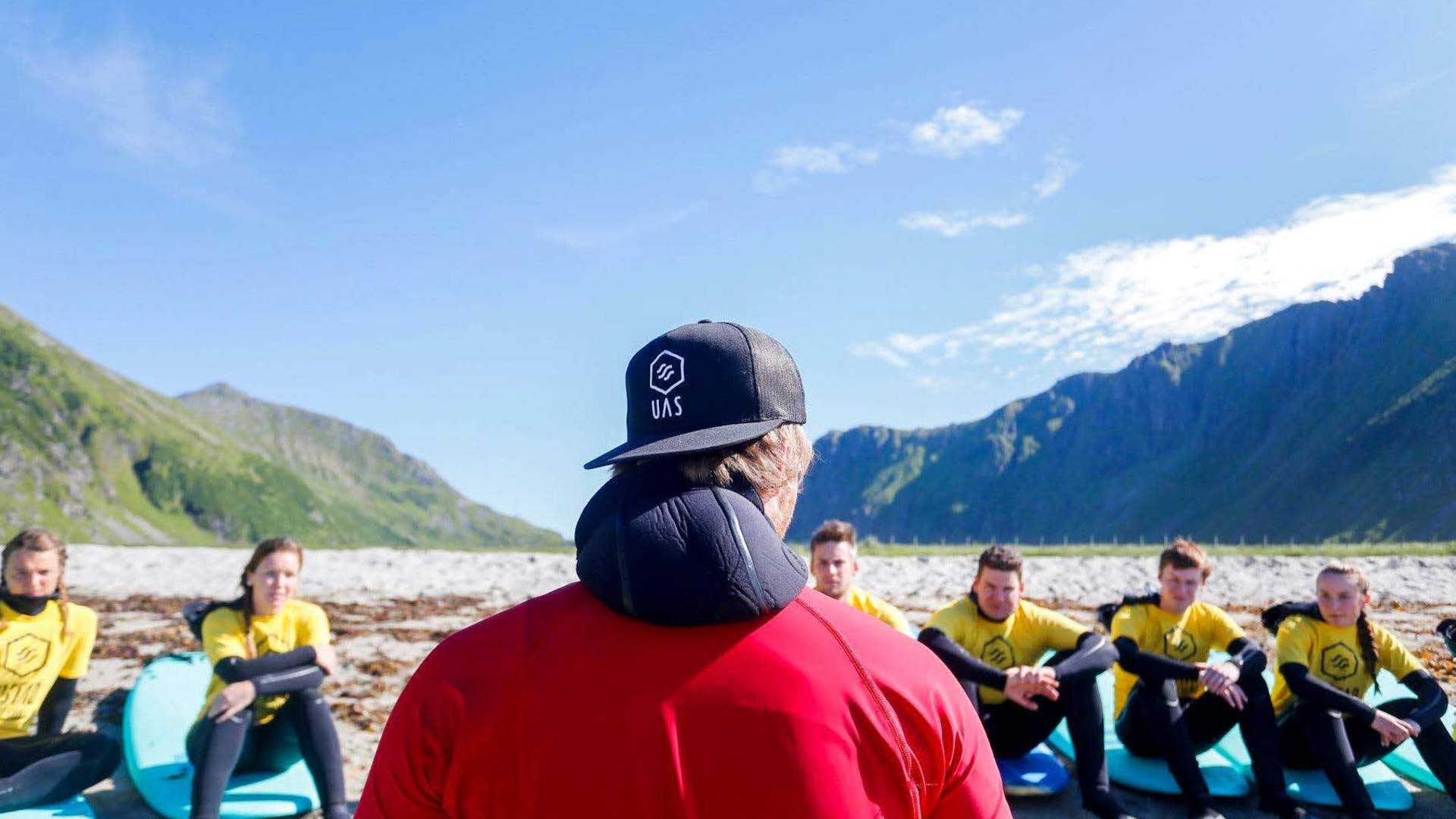 Beginner Surf Lesson - Unstad Arctic Surf
