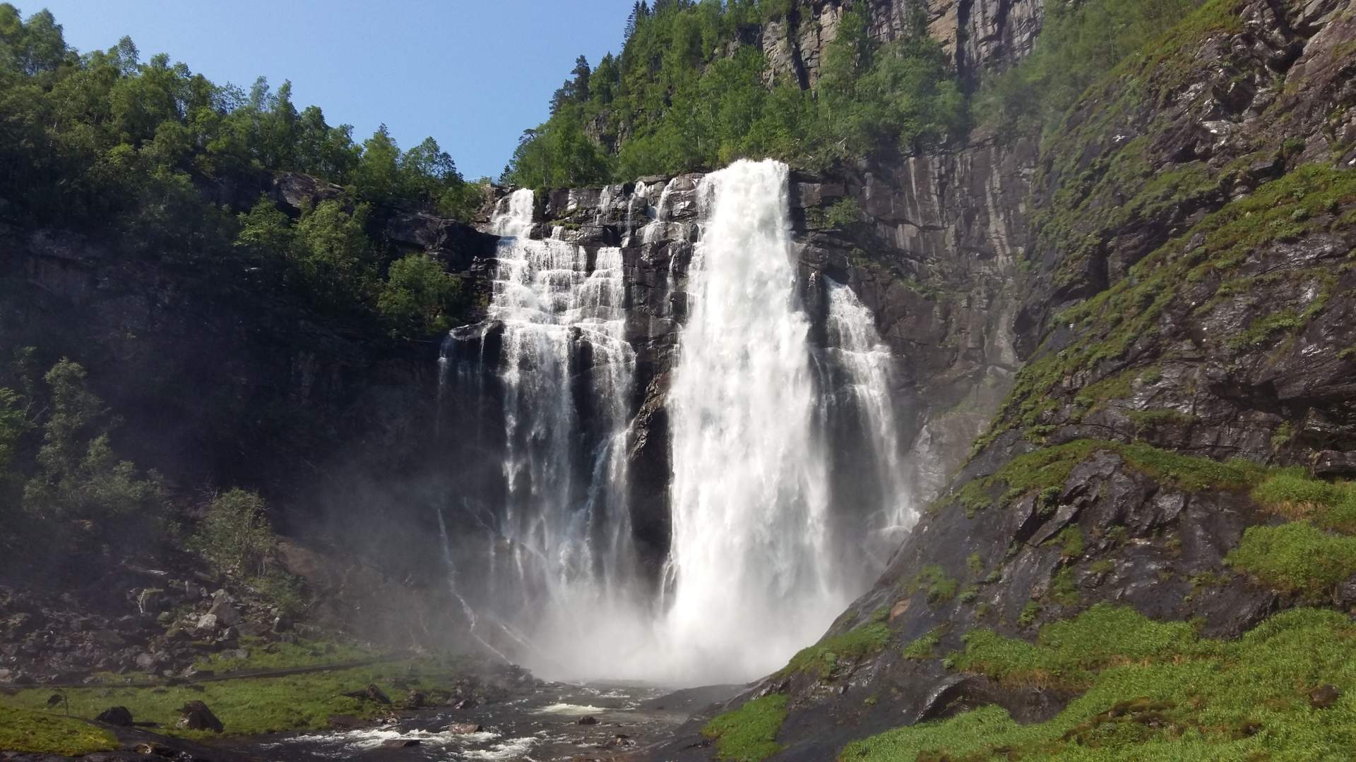 Skjervsfossen Waterfall