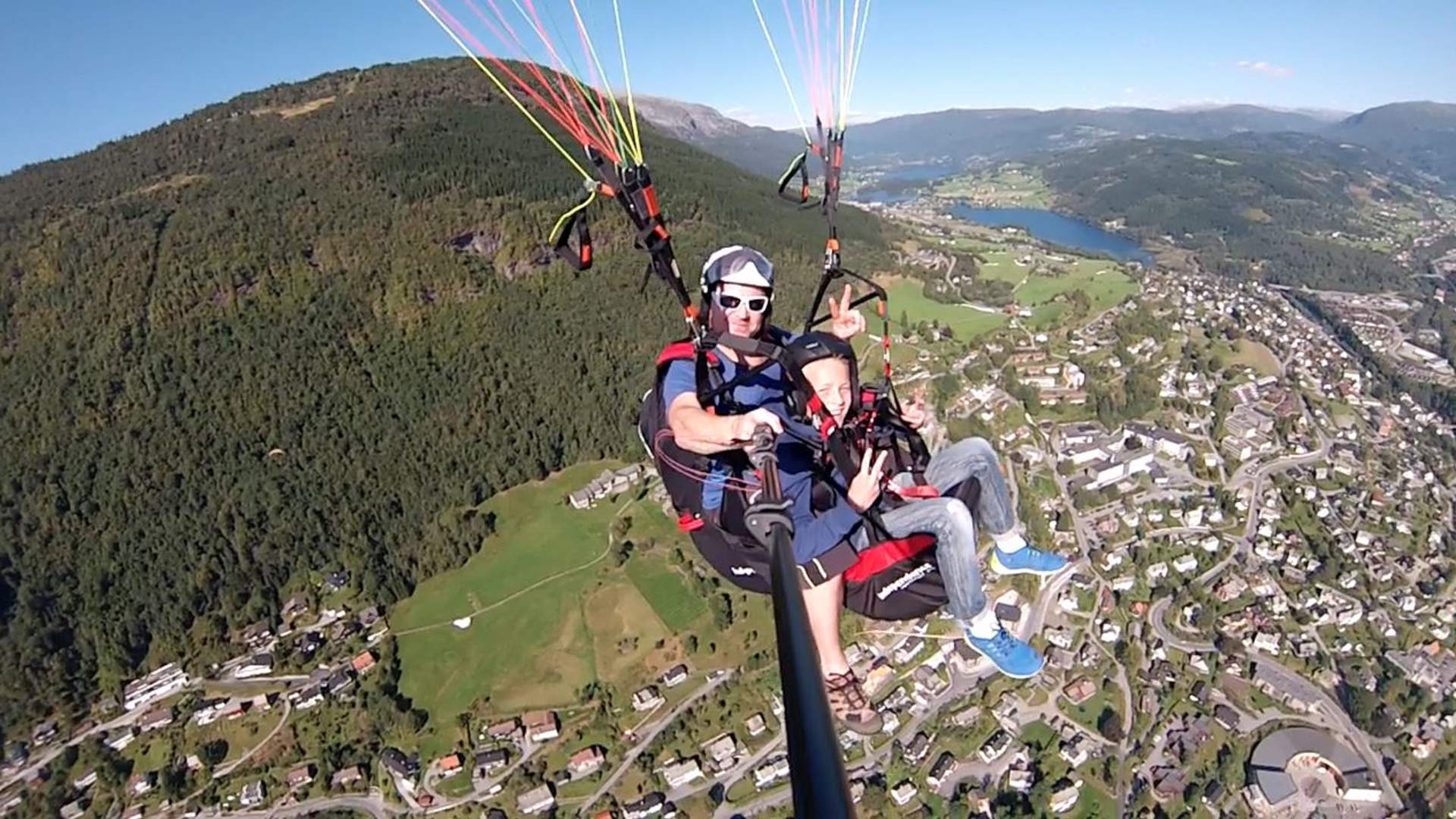 Tandem paragliding with Voss HPK
