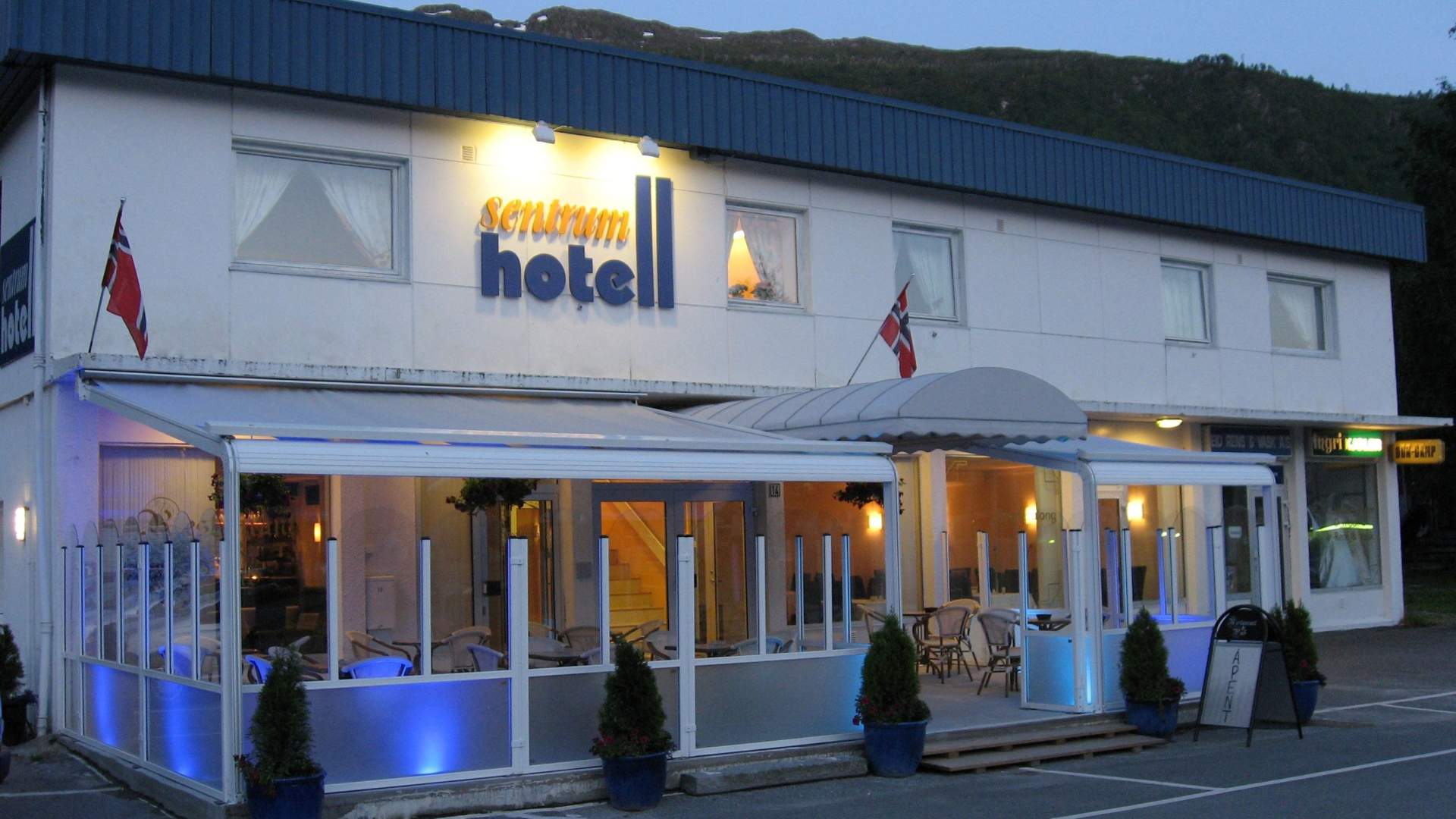 Sentrum Hotel
