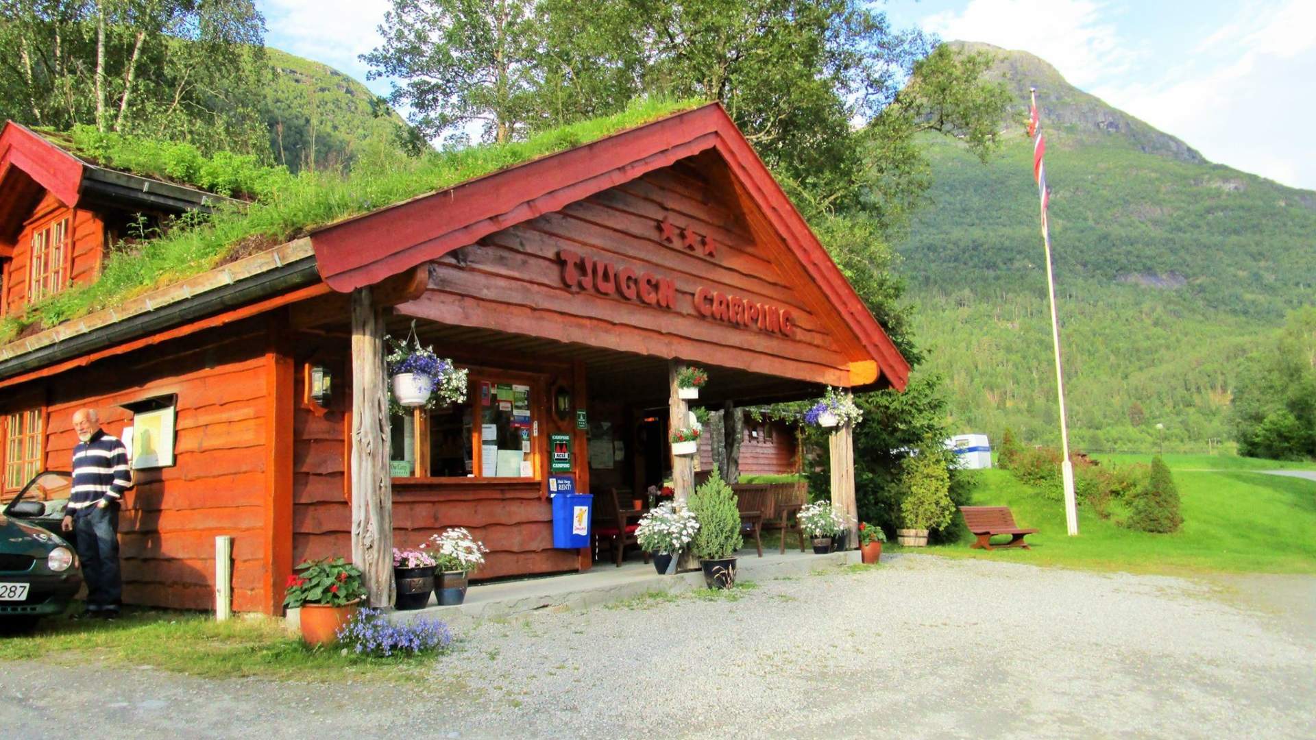 Tjugen Camping, Loen