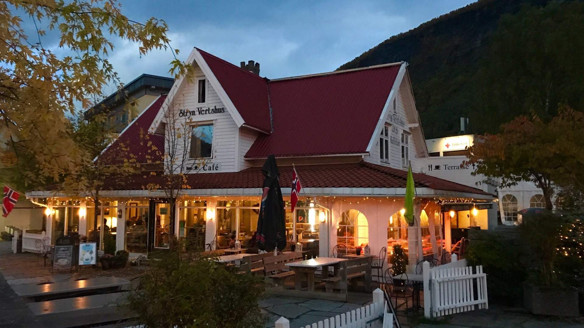 Stryn Kaffebar Og Vertshus Caf s Diner Stryn Norway