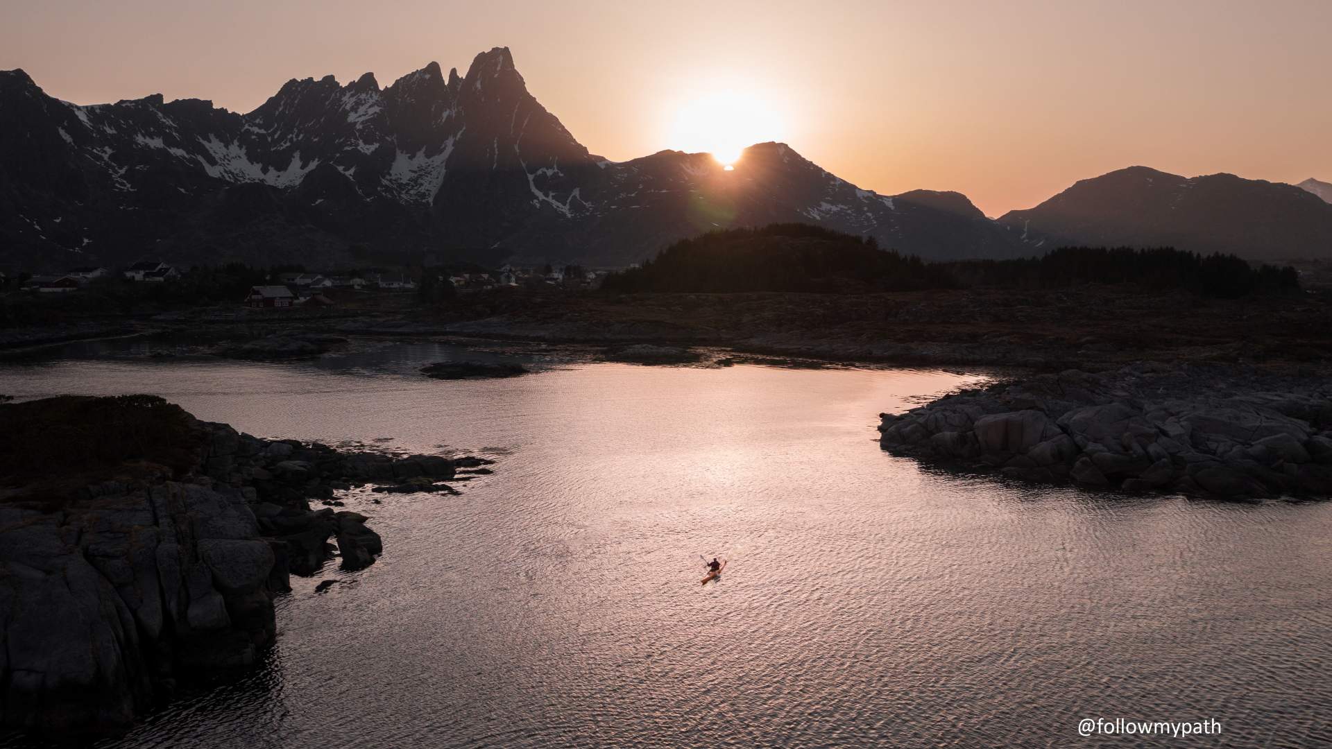 Ballstad - Guided kayak tours