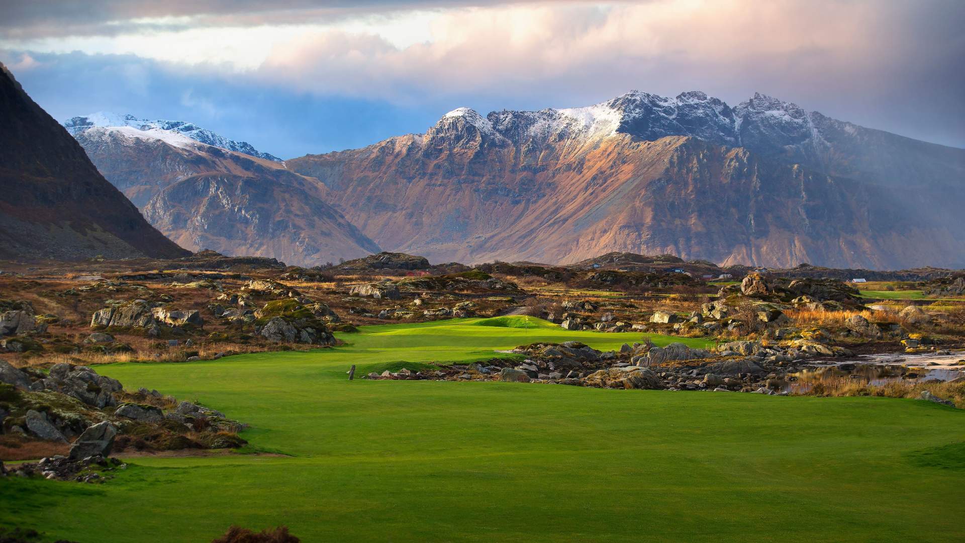 Spill golf i Lofoten!