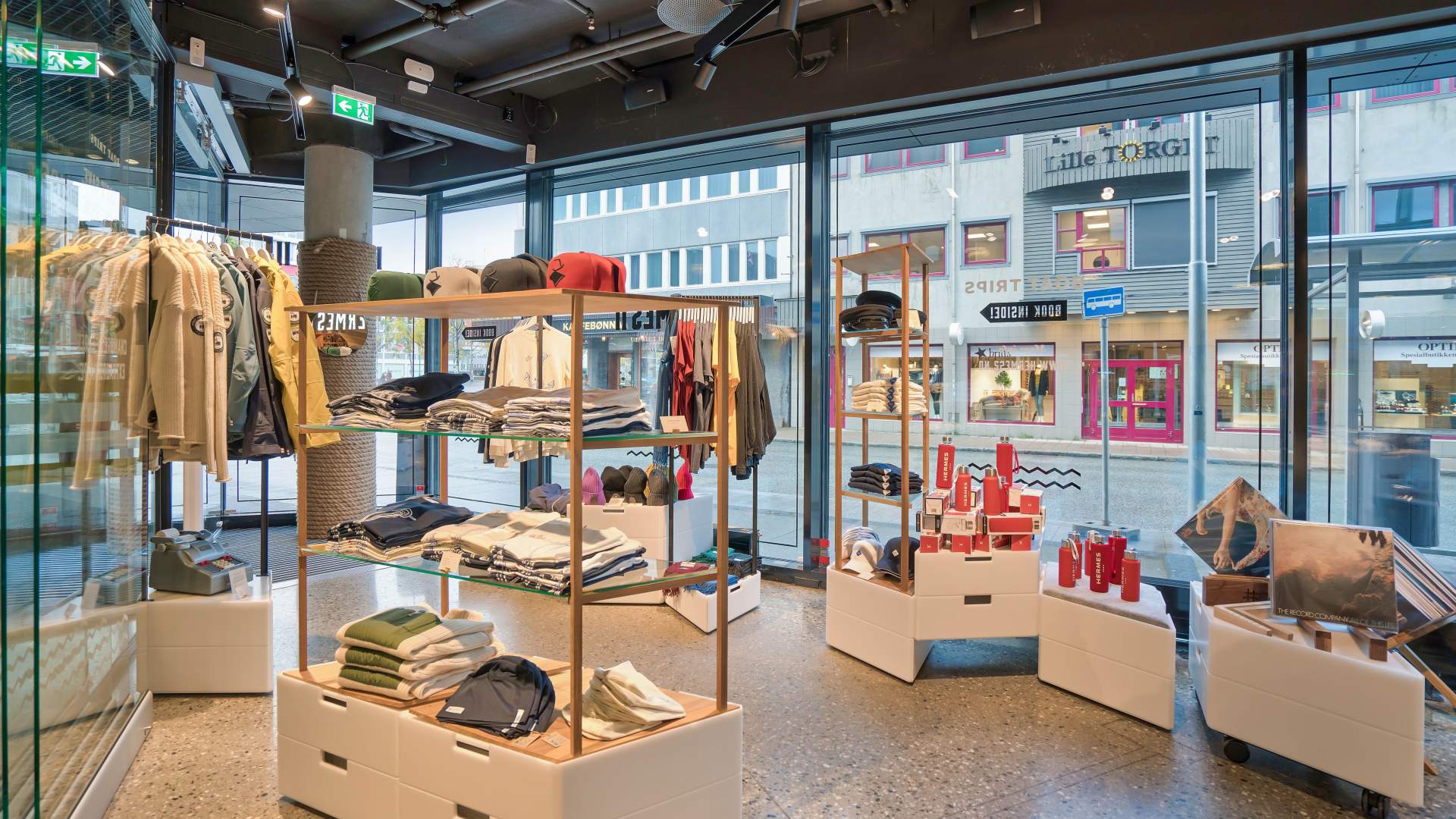Hermes II - Design shop