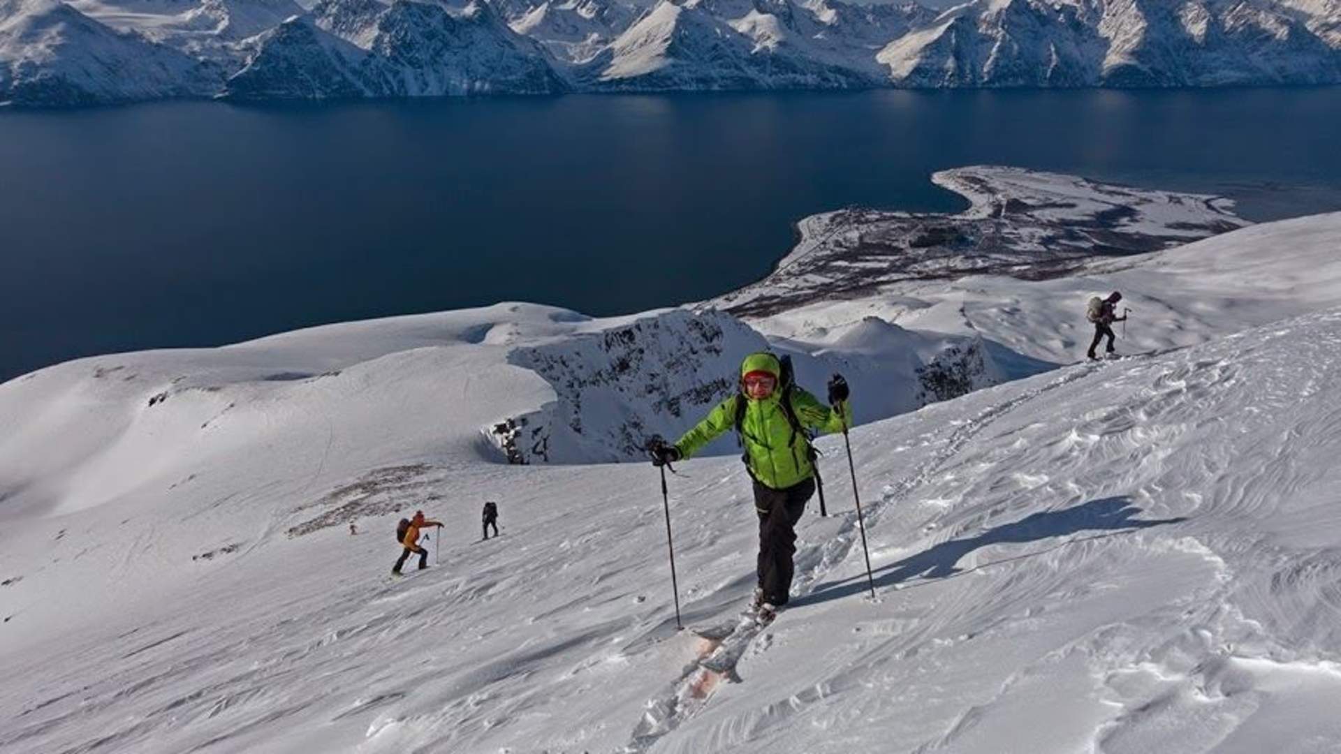 Best time for ski touring Lyngen Alps, Norway, Visit Lyngenfjord