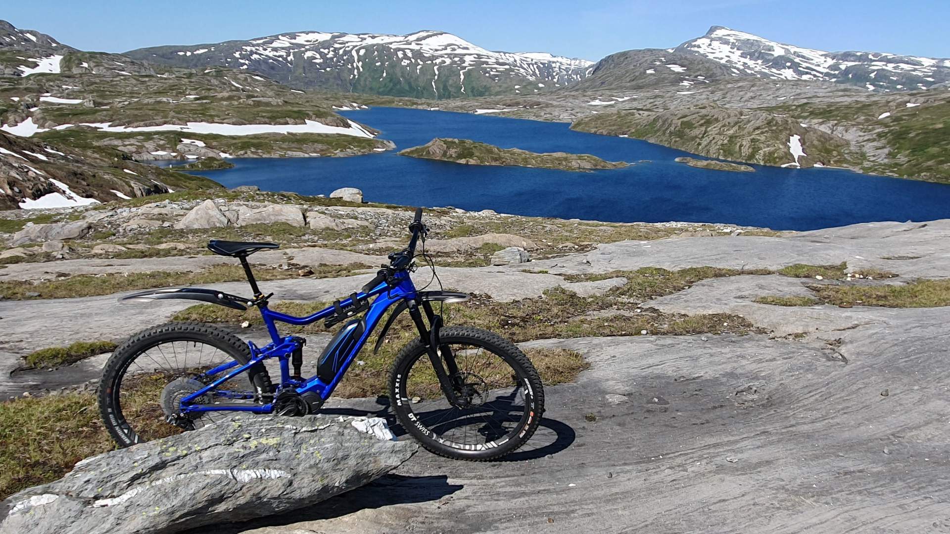 Rent a Bike or E-bike - Experience North