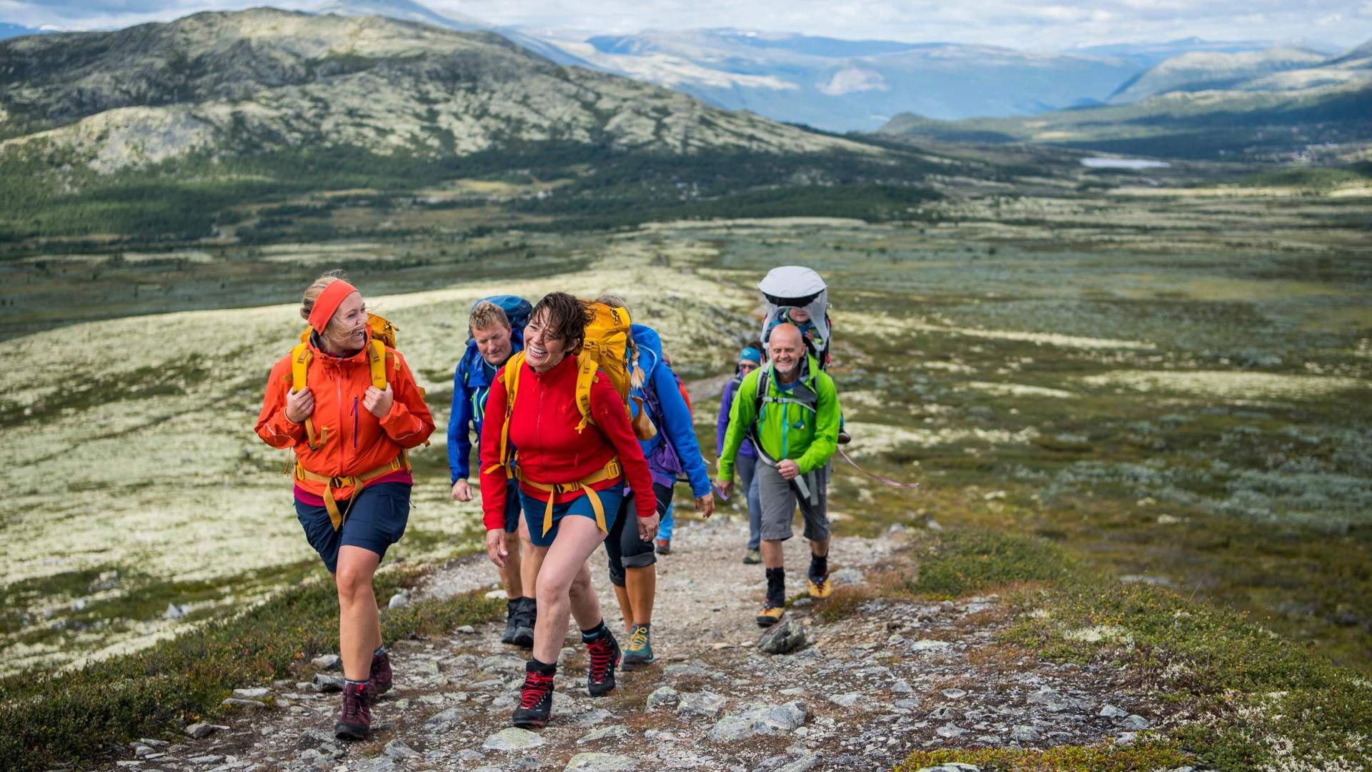 XC Skiing from lodge to lodge in Rondane - with luggage transfer
