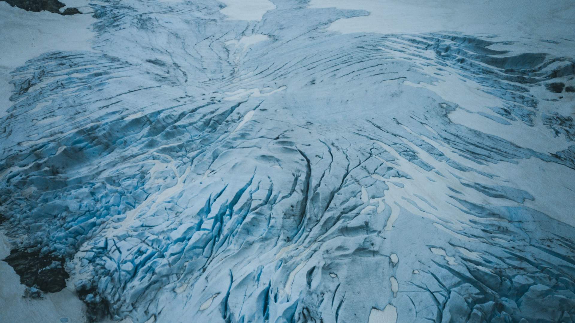 Bødalsbreen glacier