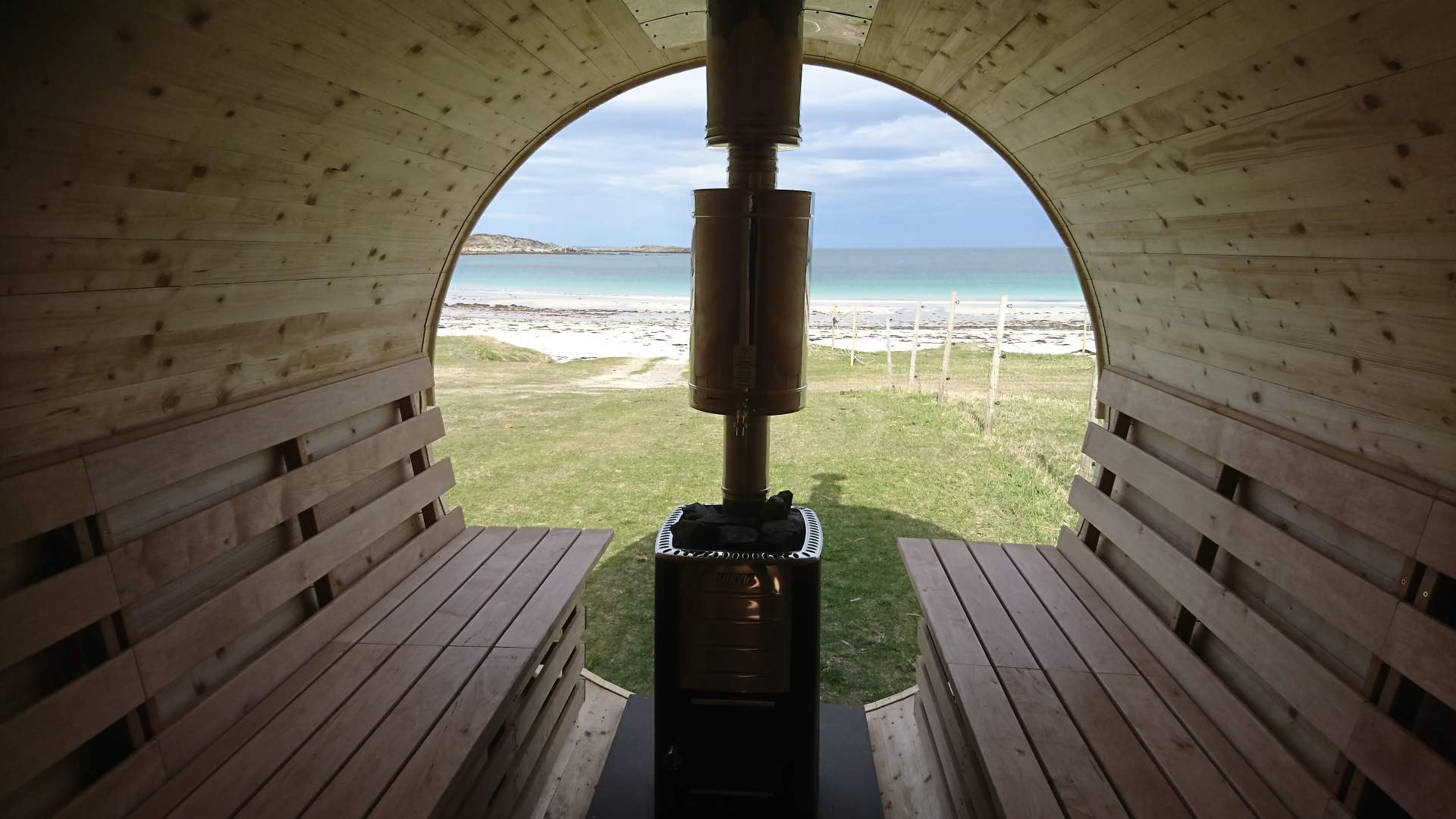 Hov Sauna - under the Midnight Sun