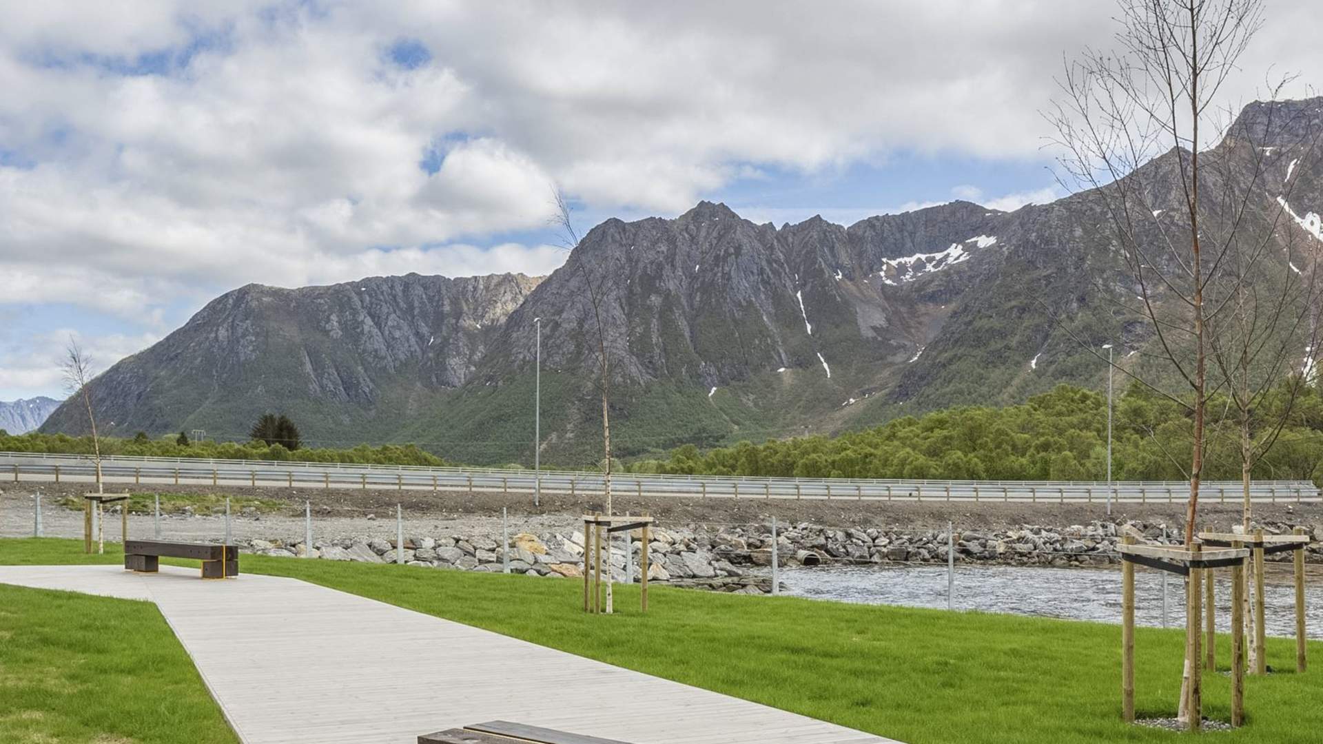 Wlaking path with a view