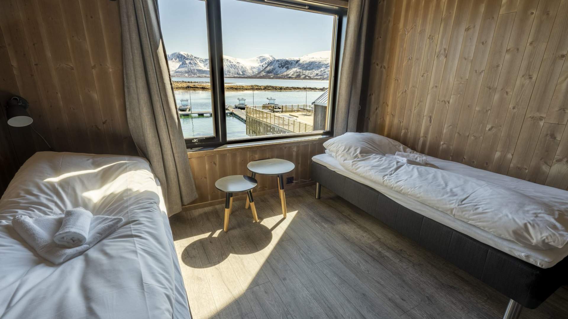 Risøyhamn Sjøhus bedroom