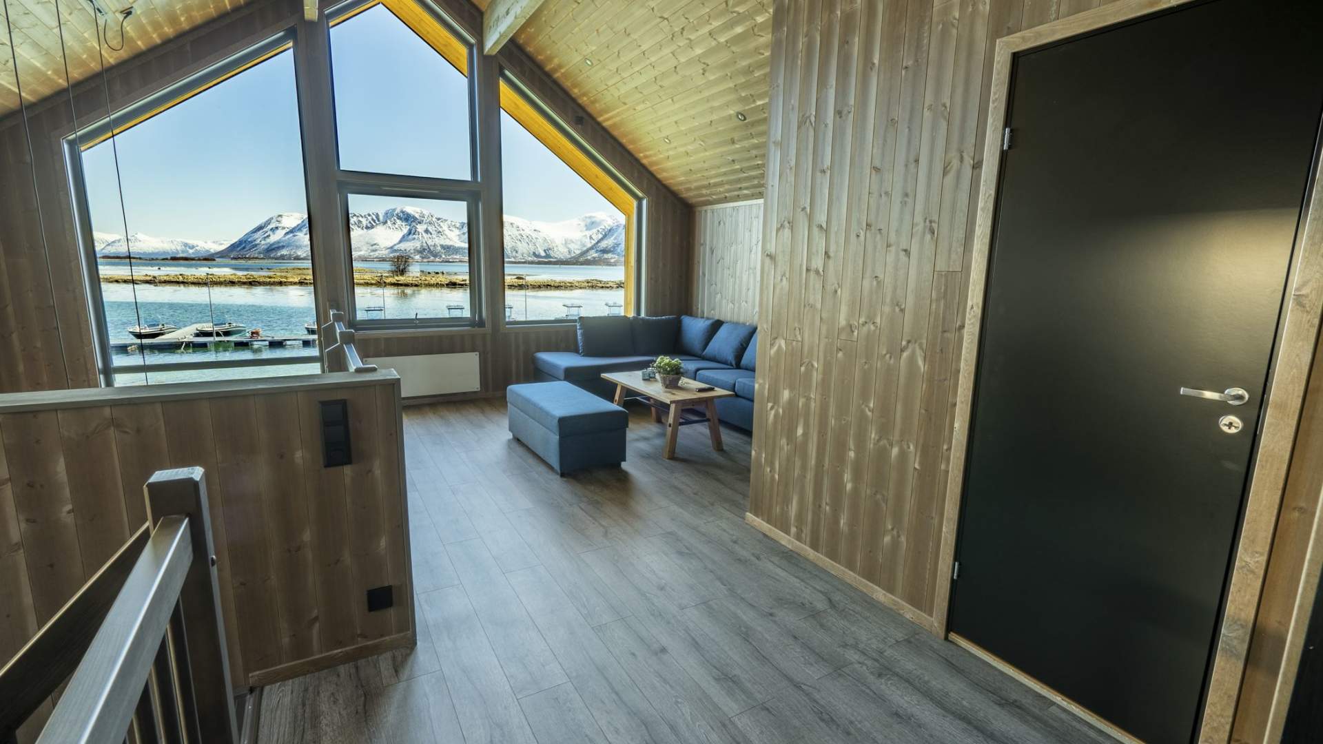 Risøyhamn Sjøhus living room