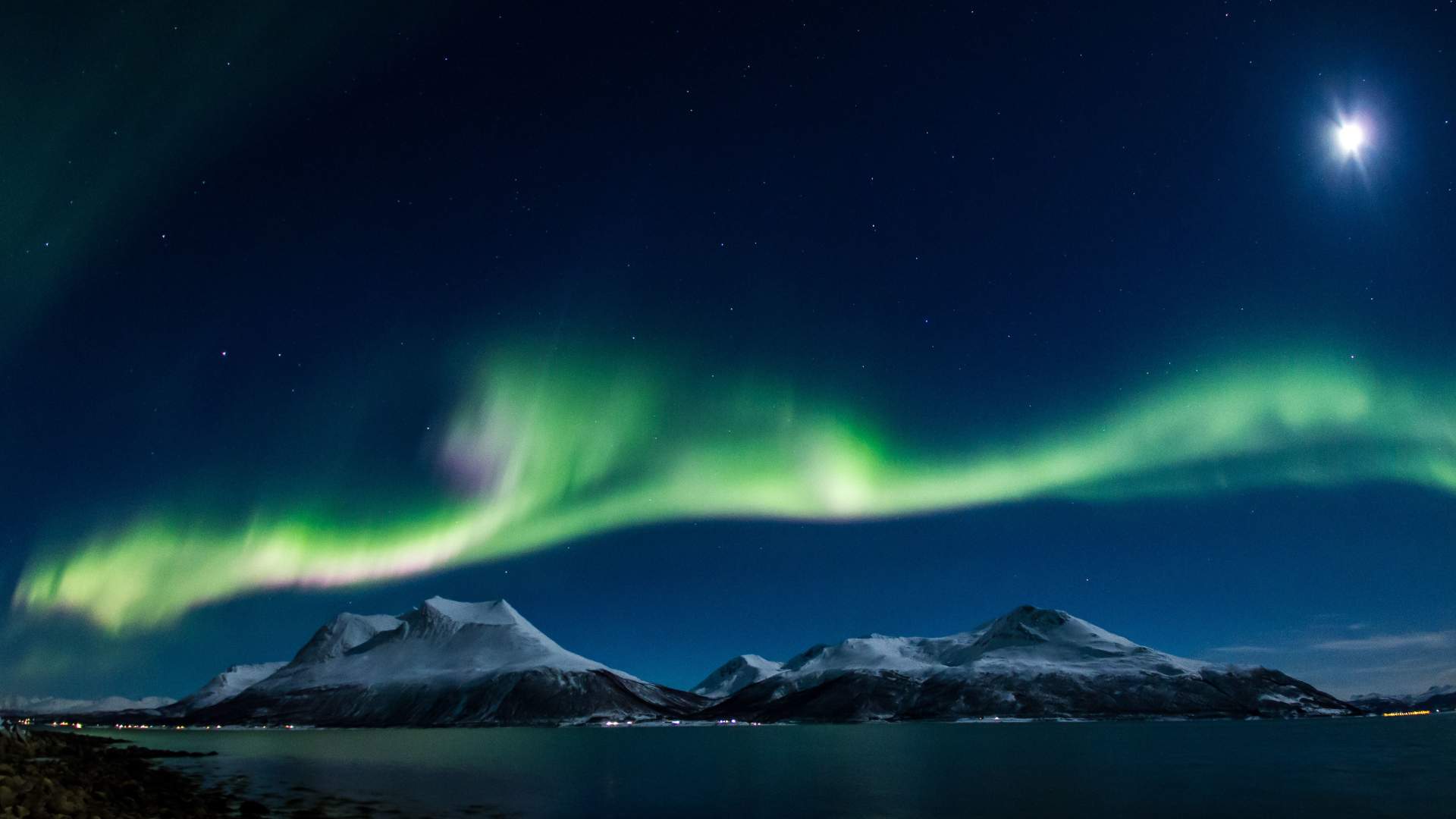 Northern Lights Chase