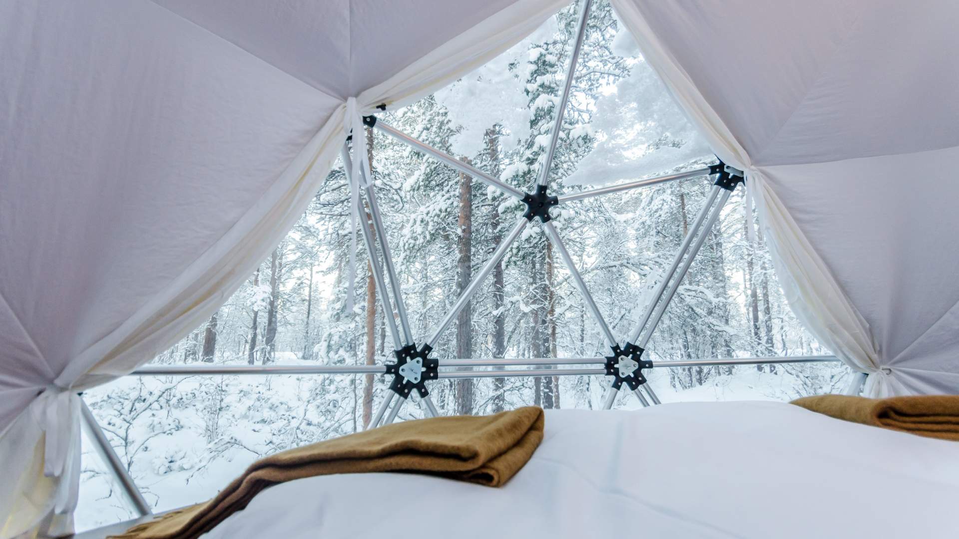 GLØD Aurora Canvas Dome