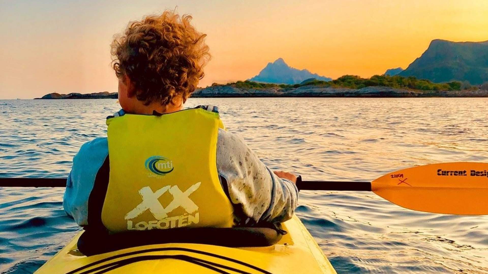 Familiepadling i Lofoten
