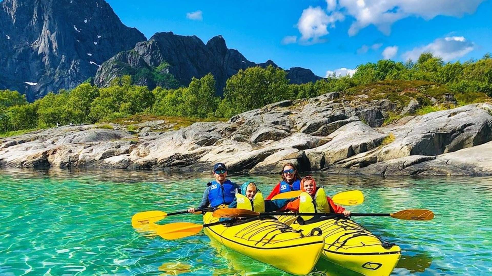 Familiepadling i Lofoten