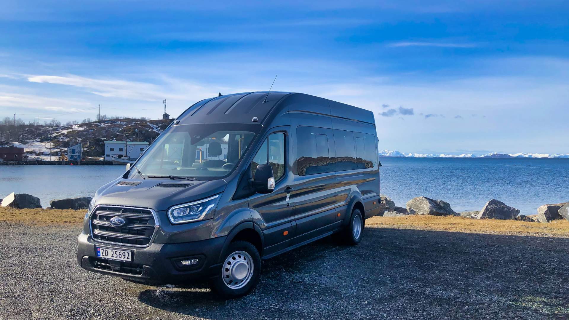 Mini bus
