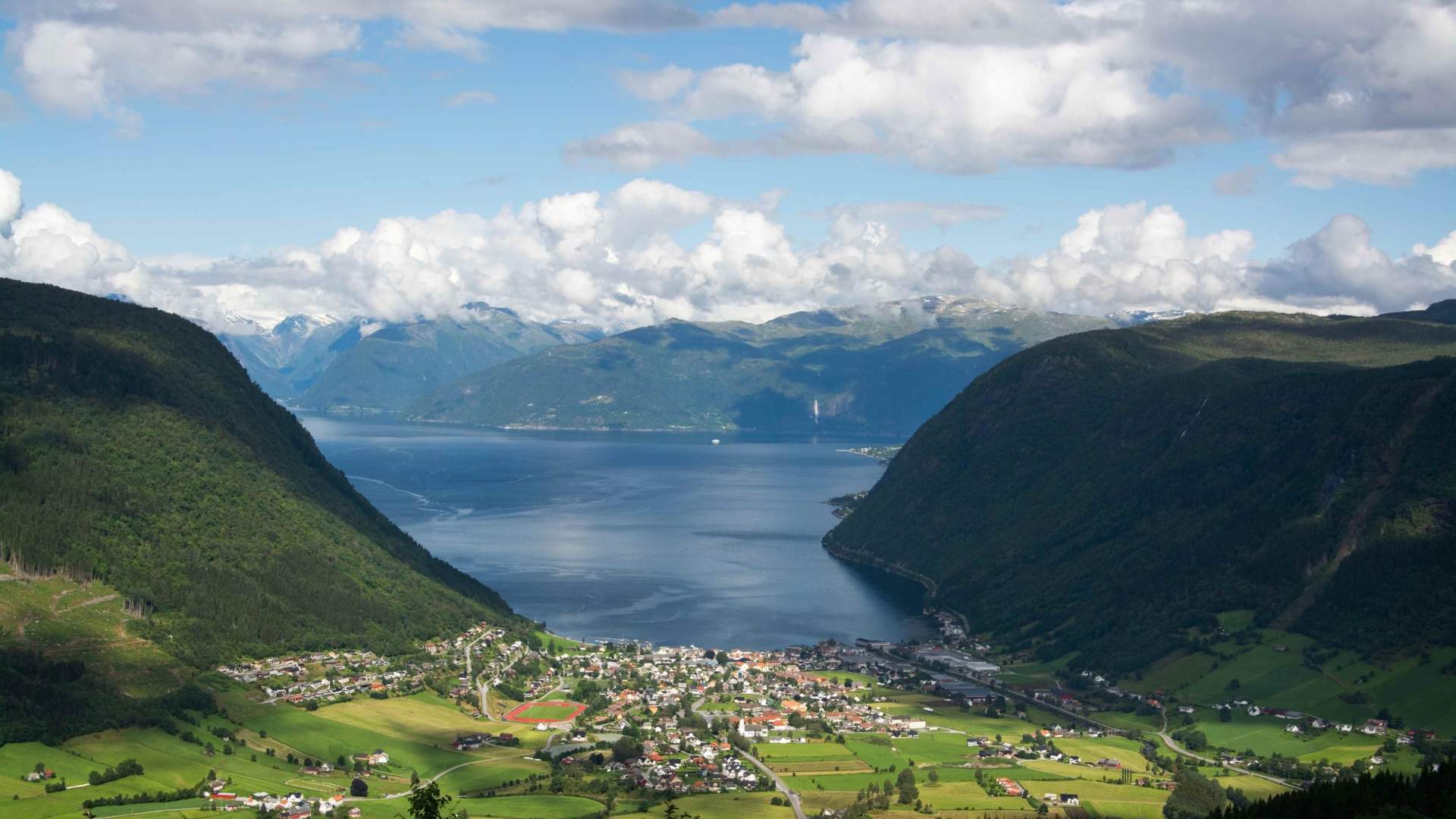 Guided Cidery Tour to Balestrand