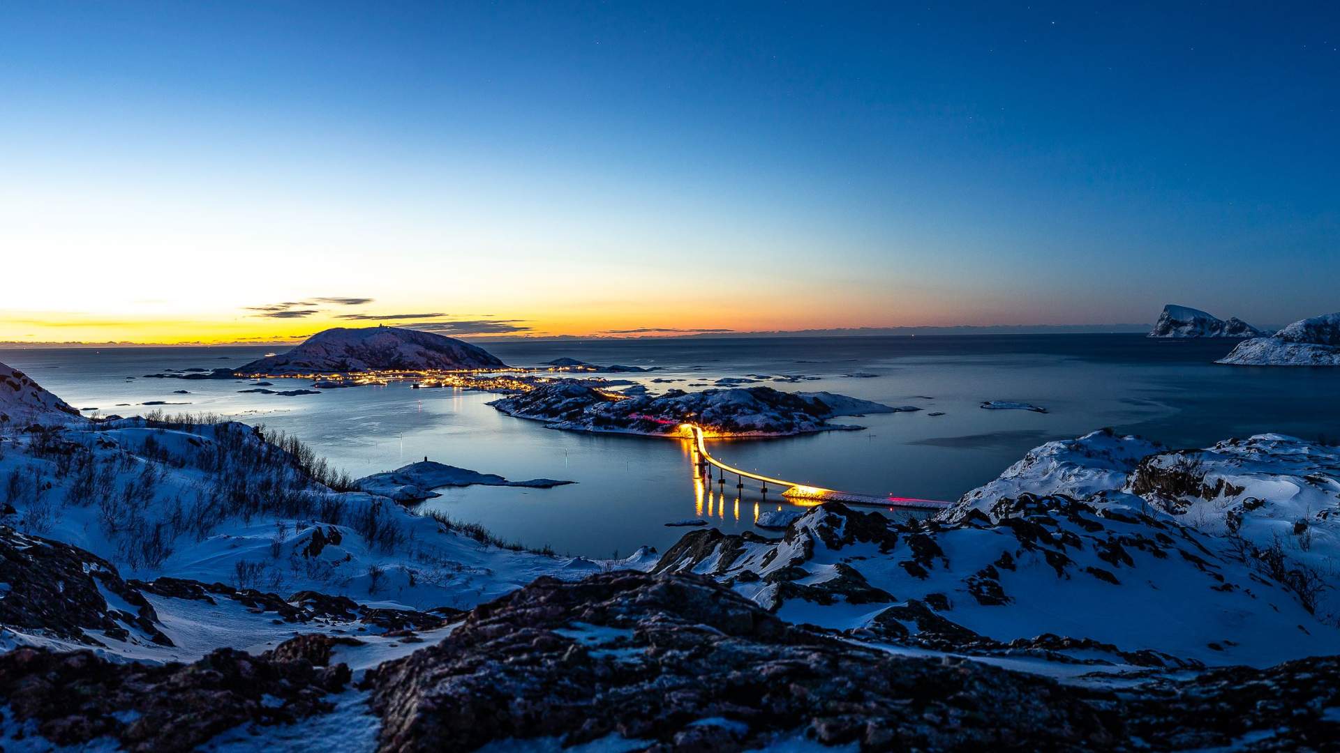 Night hike on Kvaløya