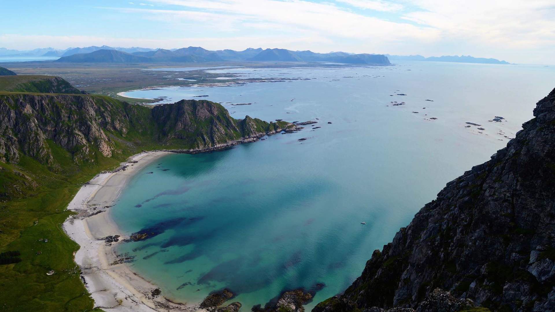 View to Høyvika beach from Måtind