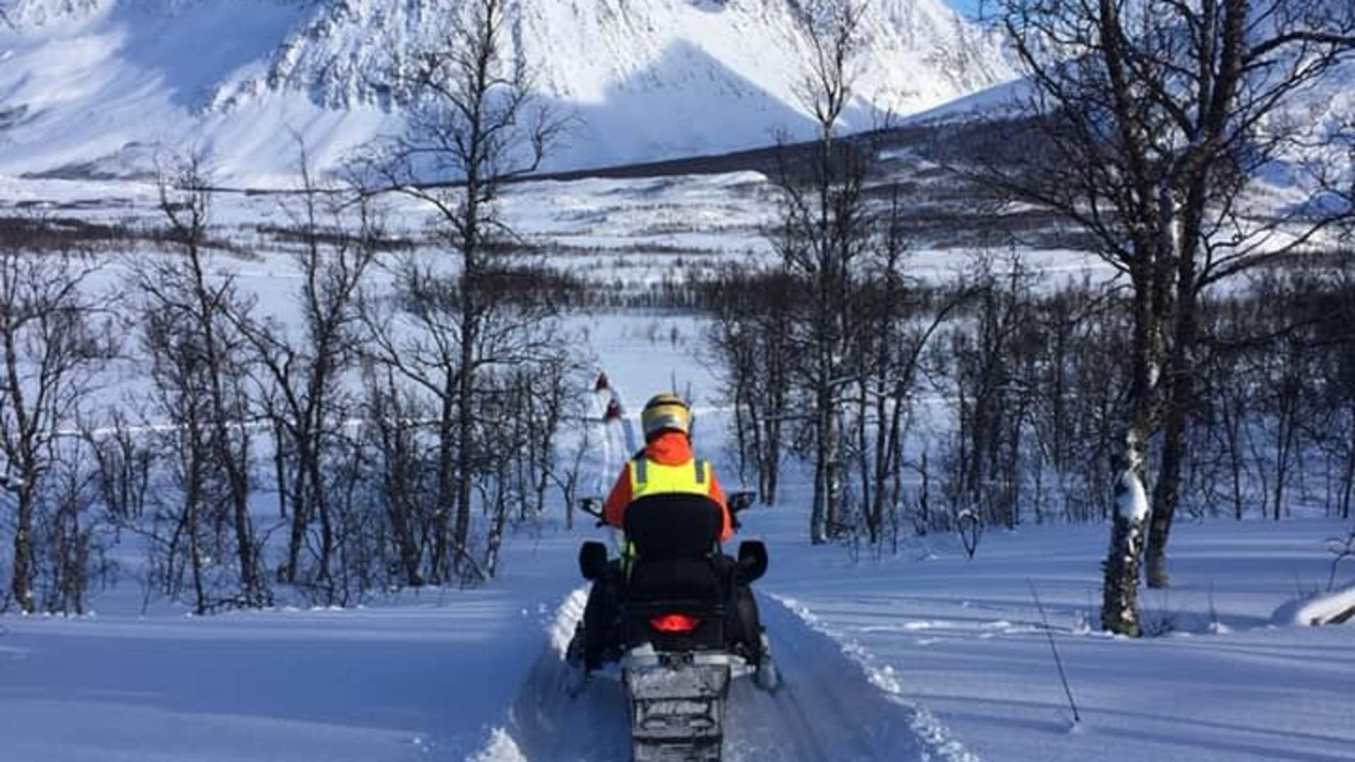 Snowmobile Safari No Transfers - Lyngen Alps - Aurora Adventure