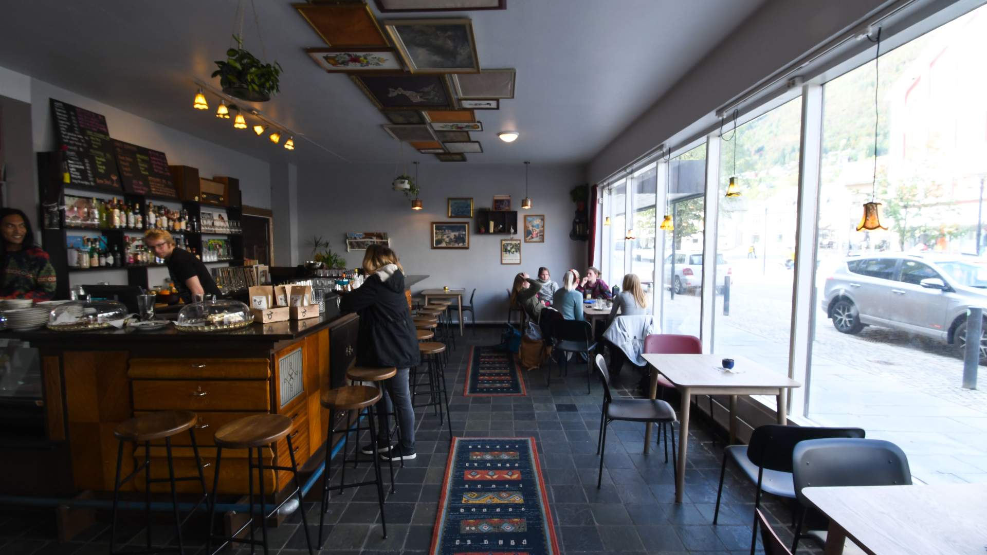 Skrot kafé og bar
